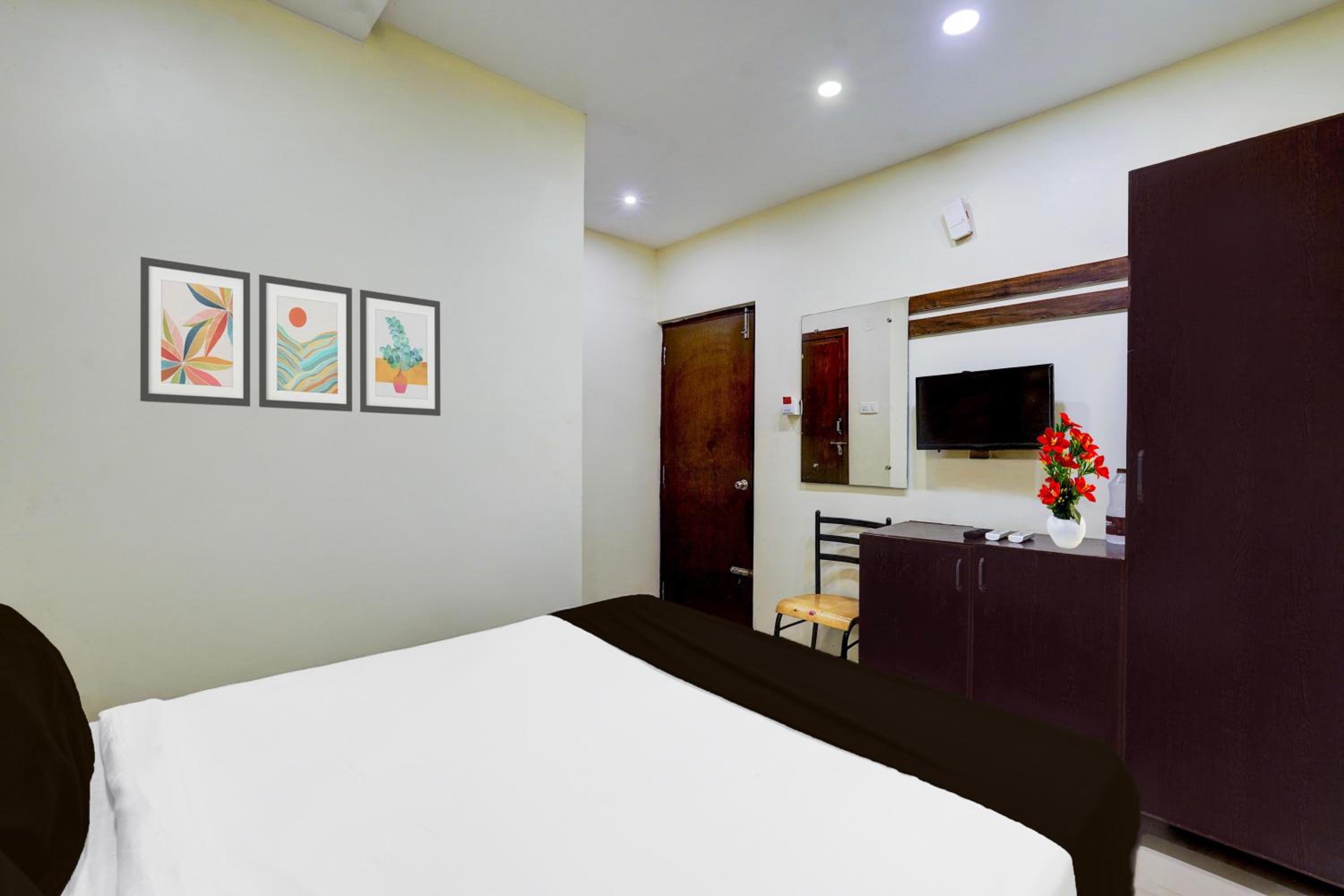 Classic Triple Room photo 1