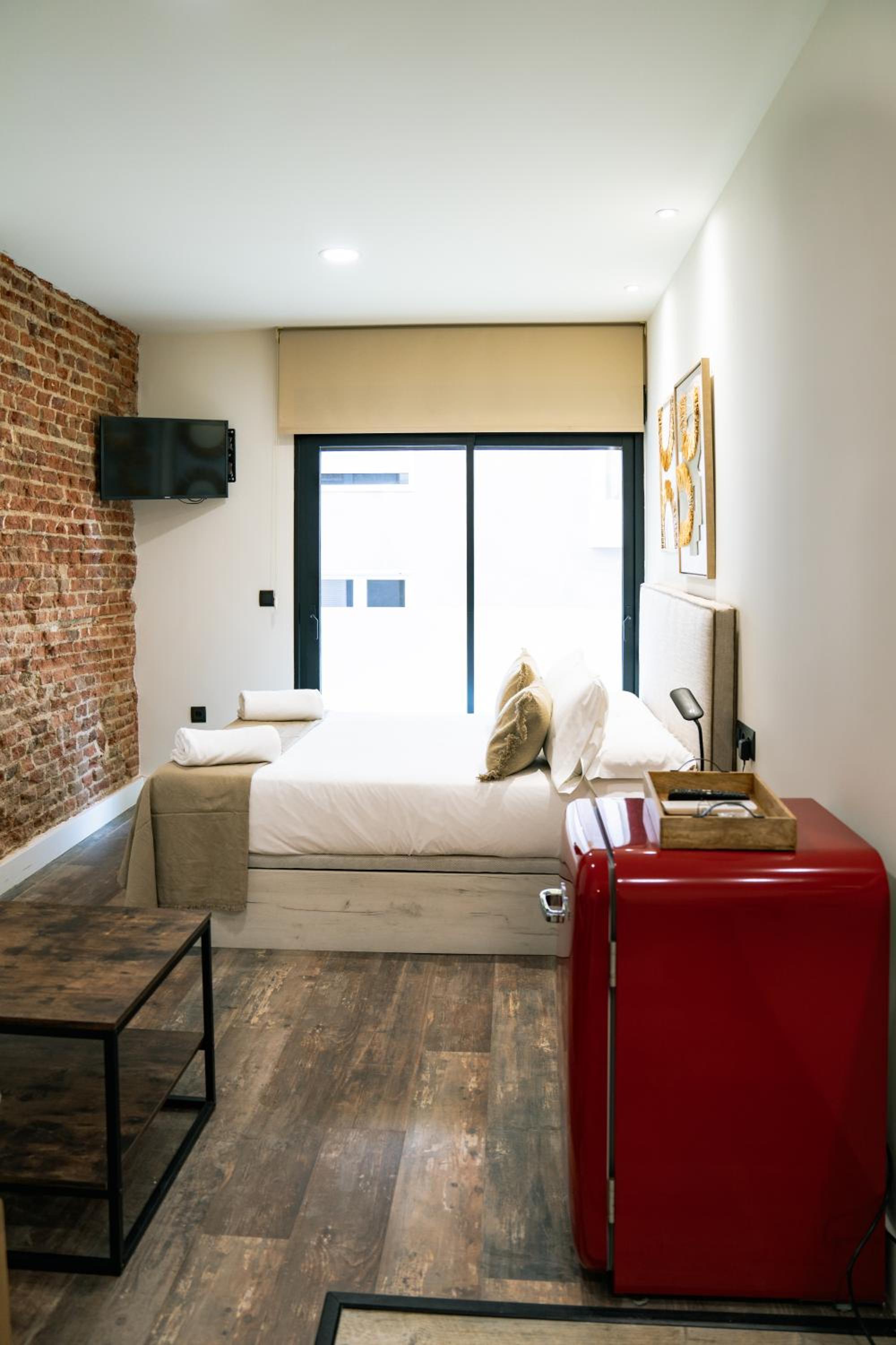 Apartment photo 2