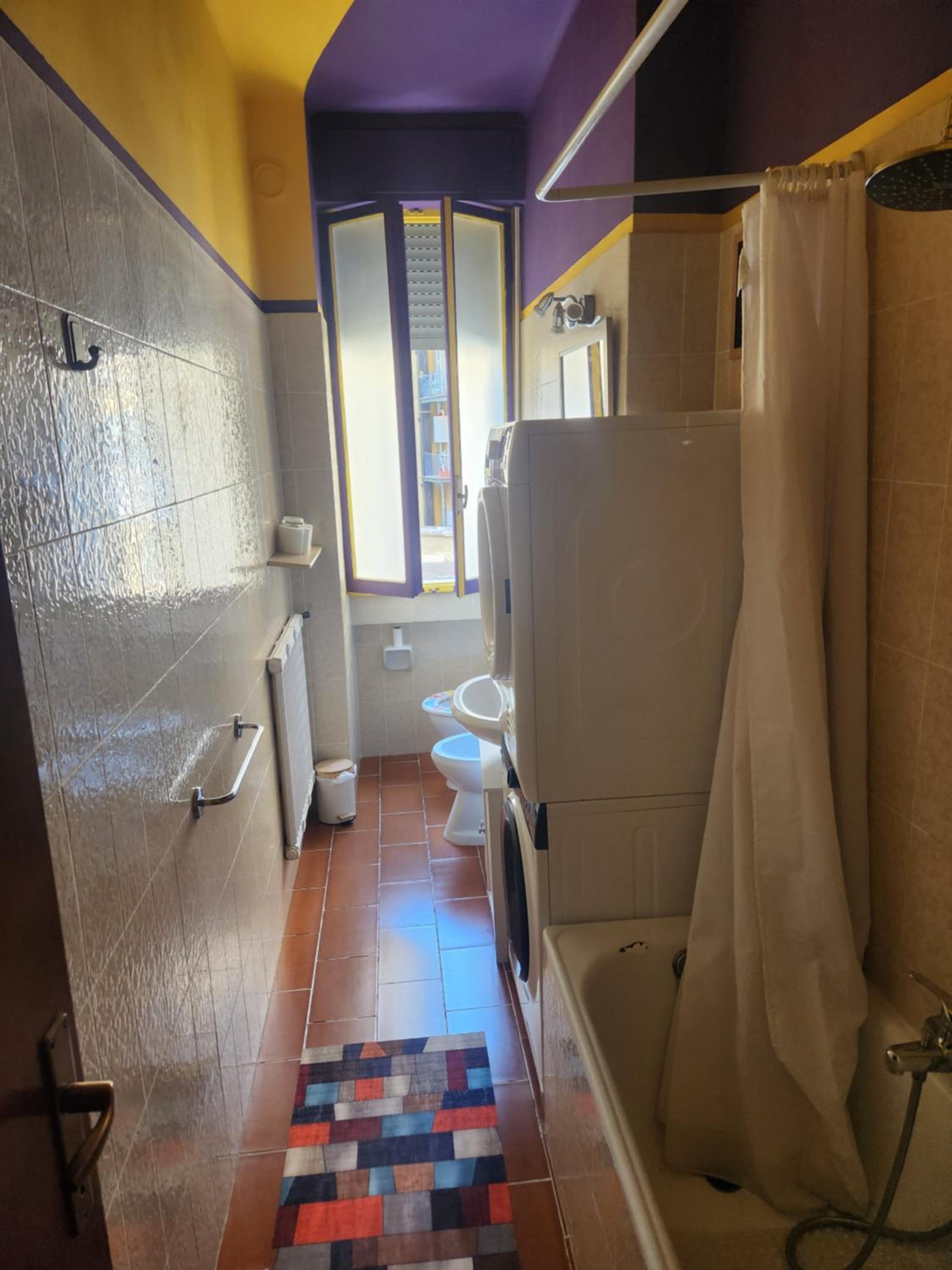 Queen Room with Shared Bathroom