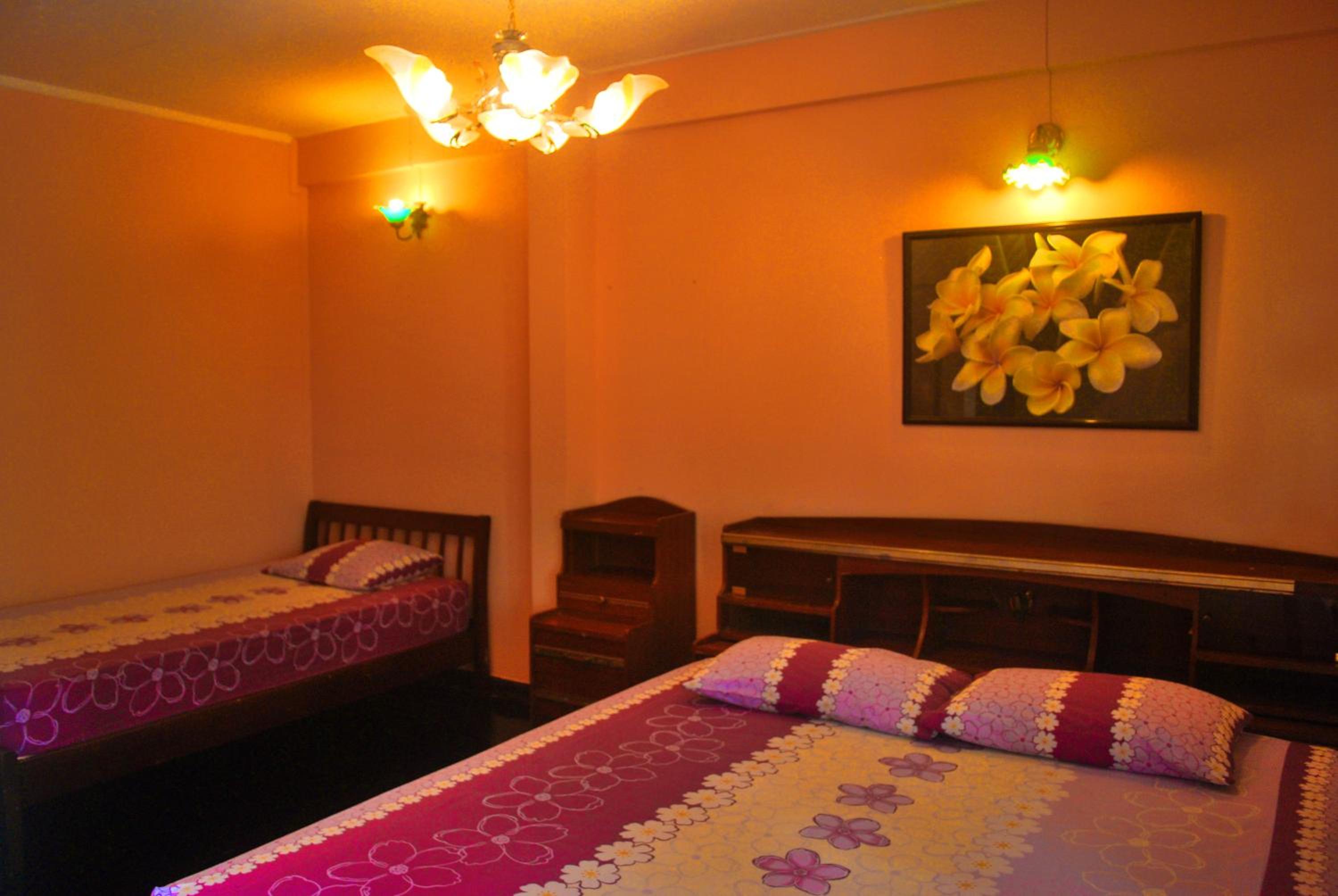Triple Room with Balcony Share bath room photo 2