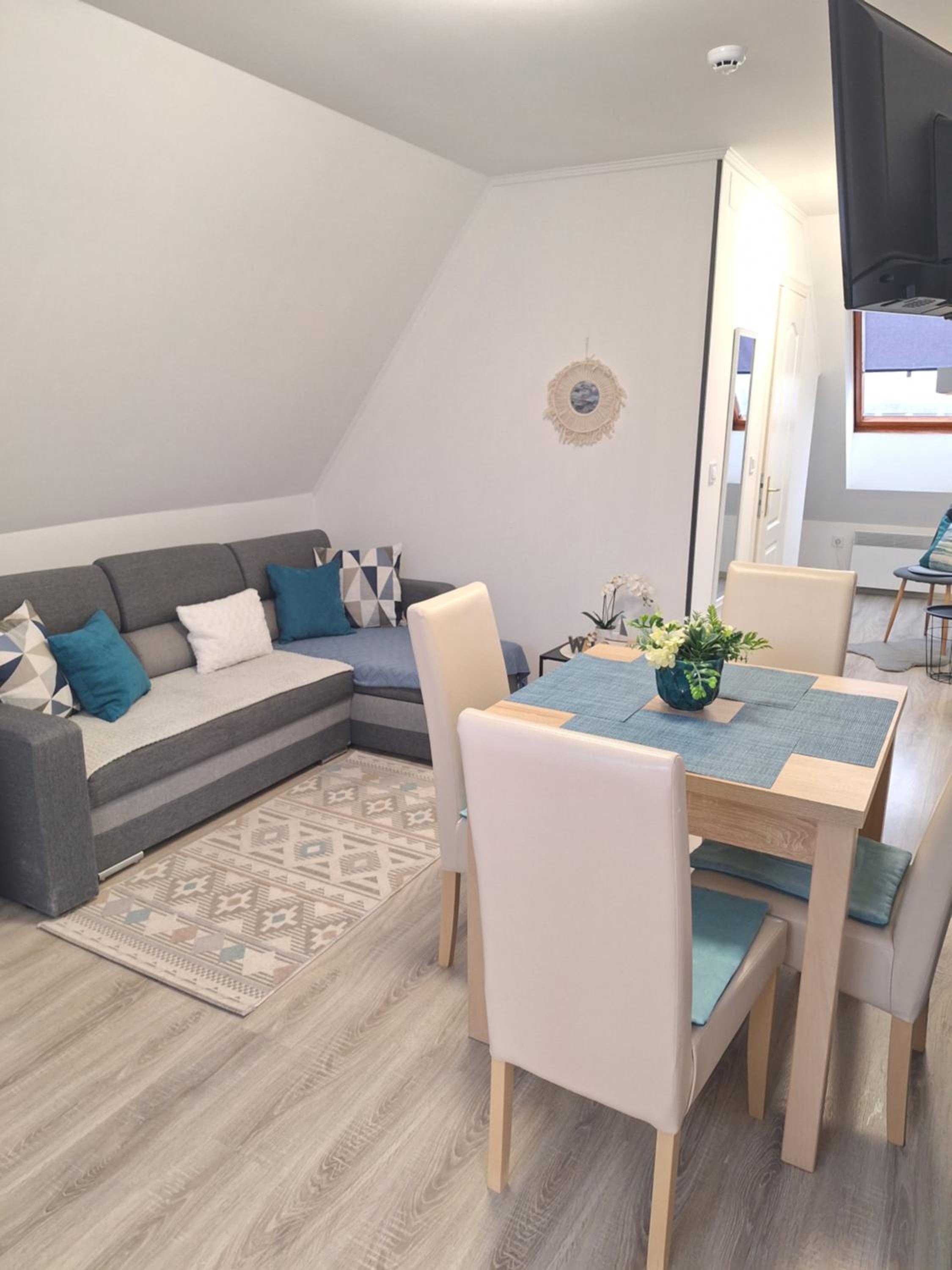 Two-Bedroom Apartment with Terrace photo 2