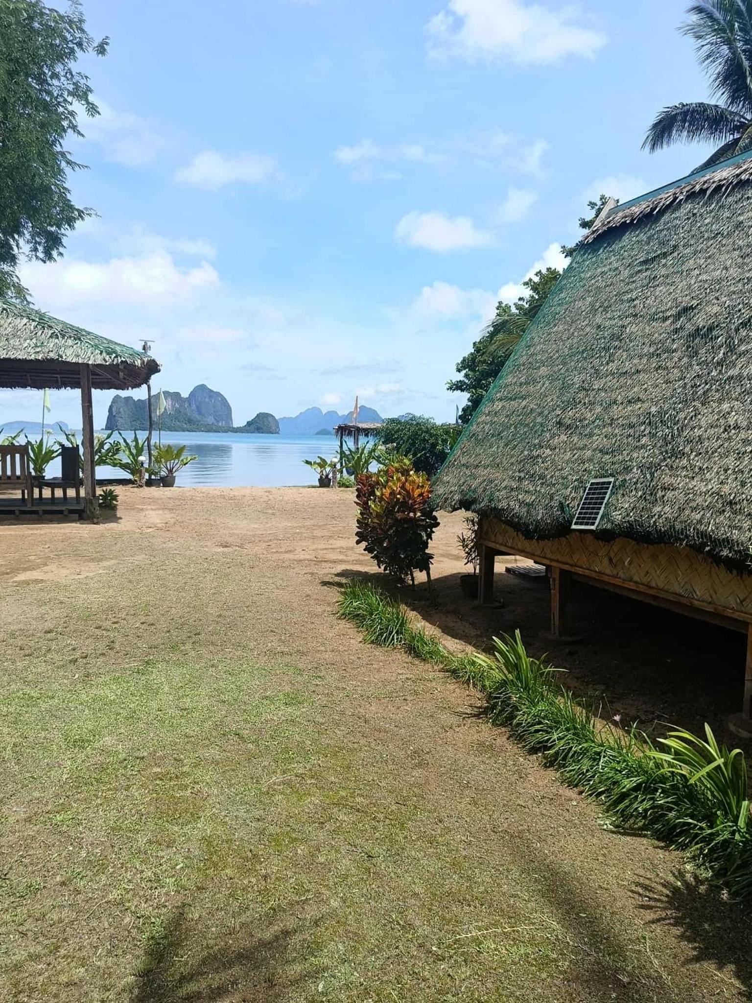 Bungalow with Sea View photo 1