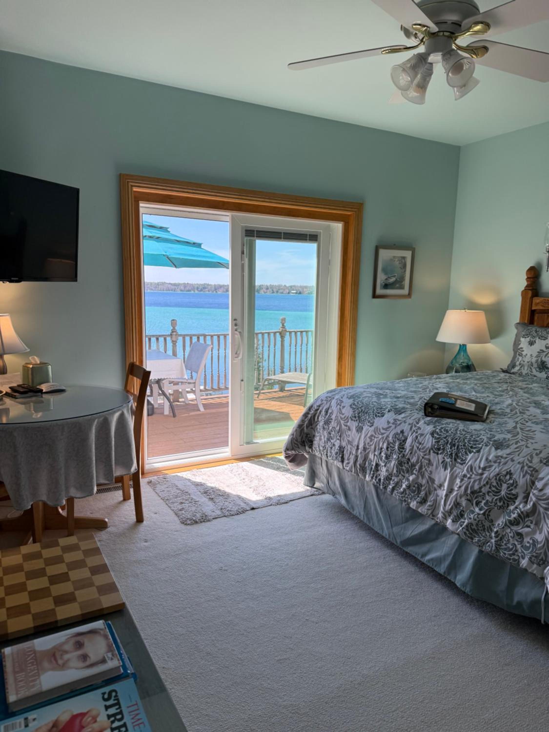 King Suite with Balcony photo 1