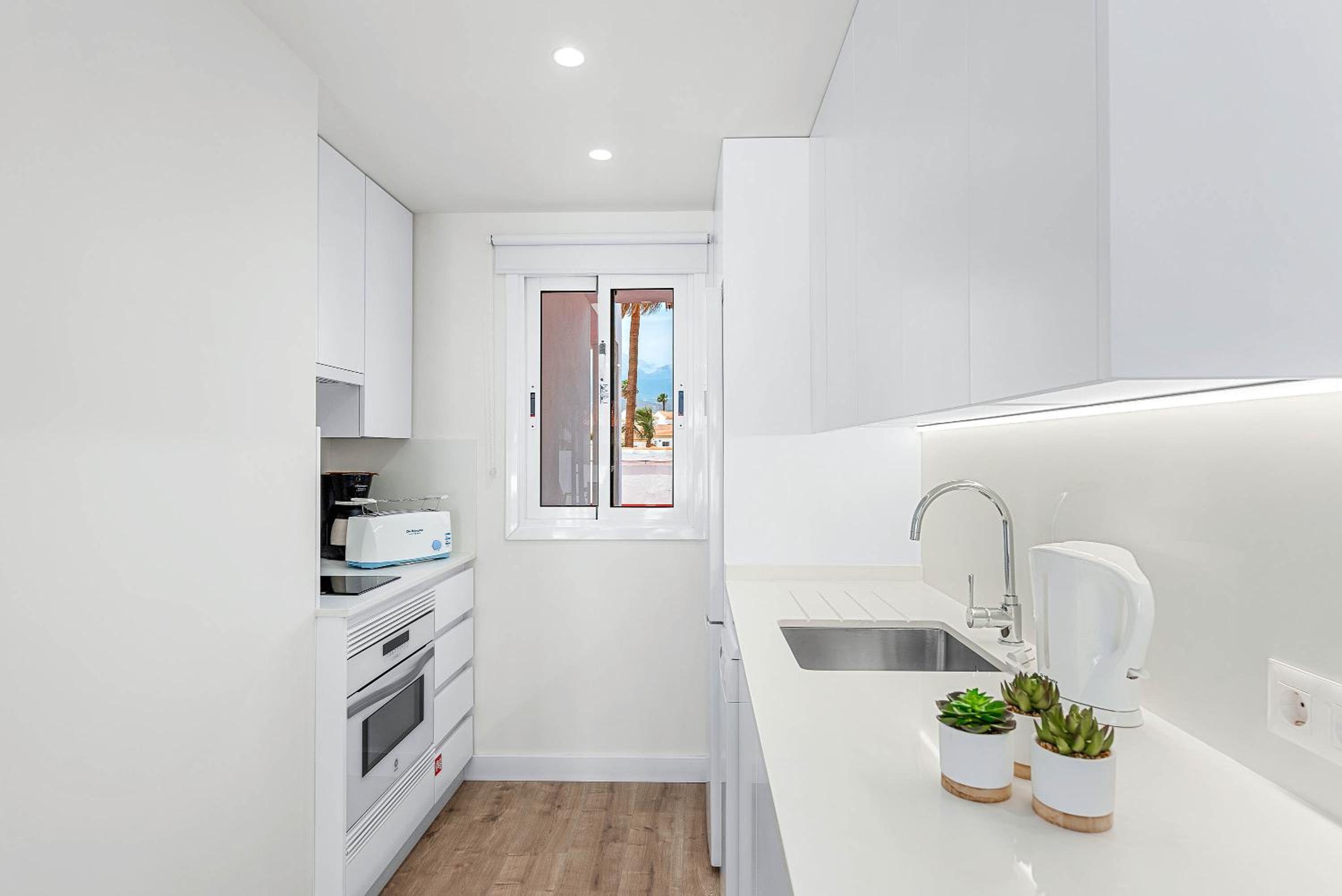 Superior One-Bedroom Apartment