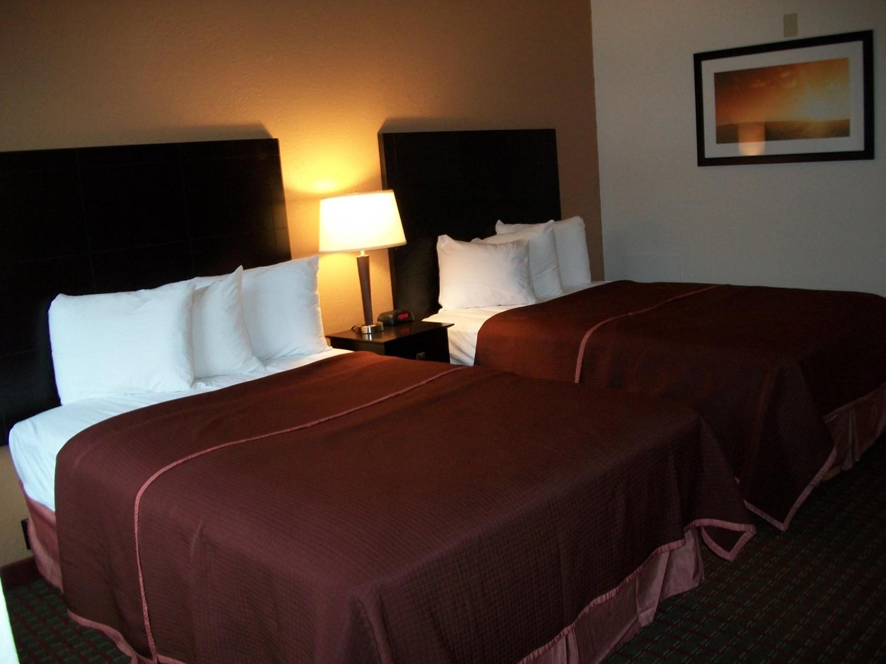 Budget Double Room - Photo 6