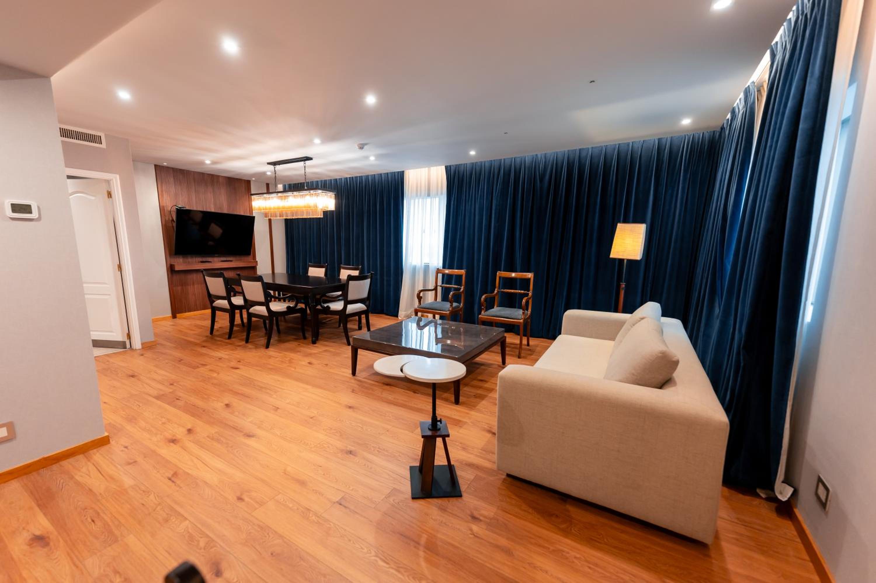 Presidential Suite photo 1