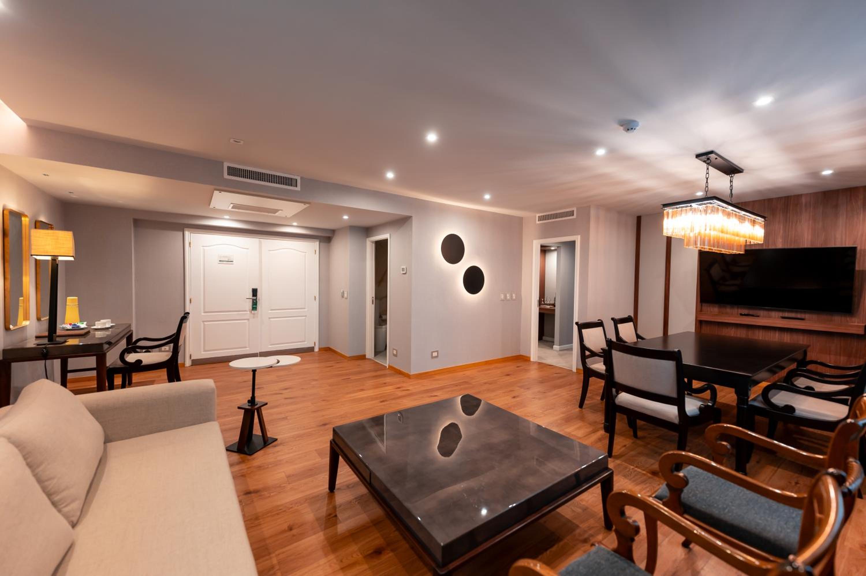 Presidential Suite photo 3