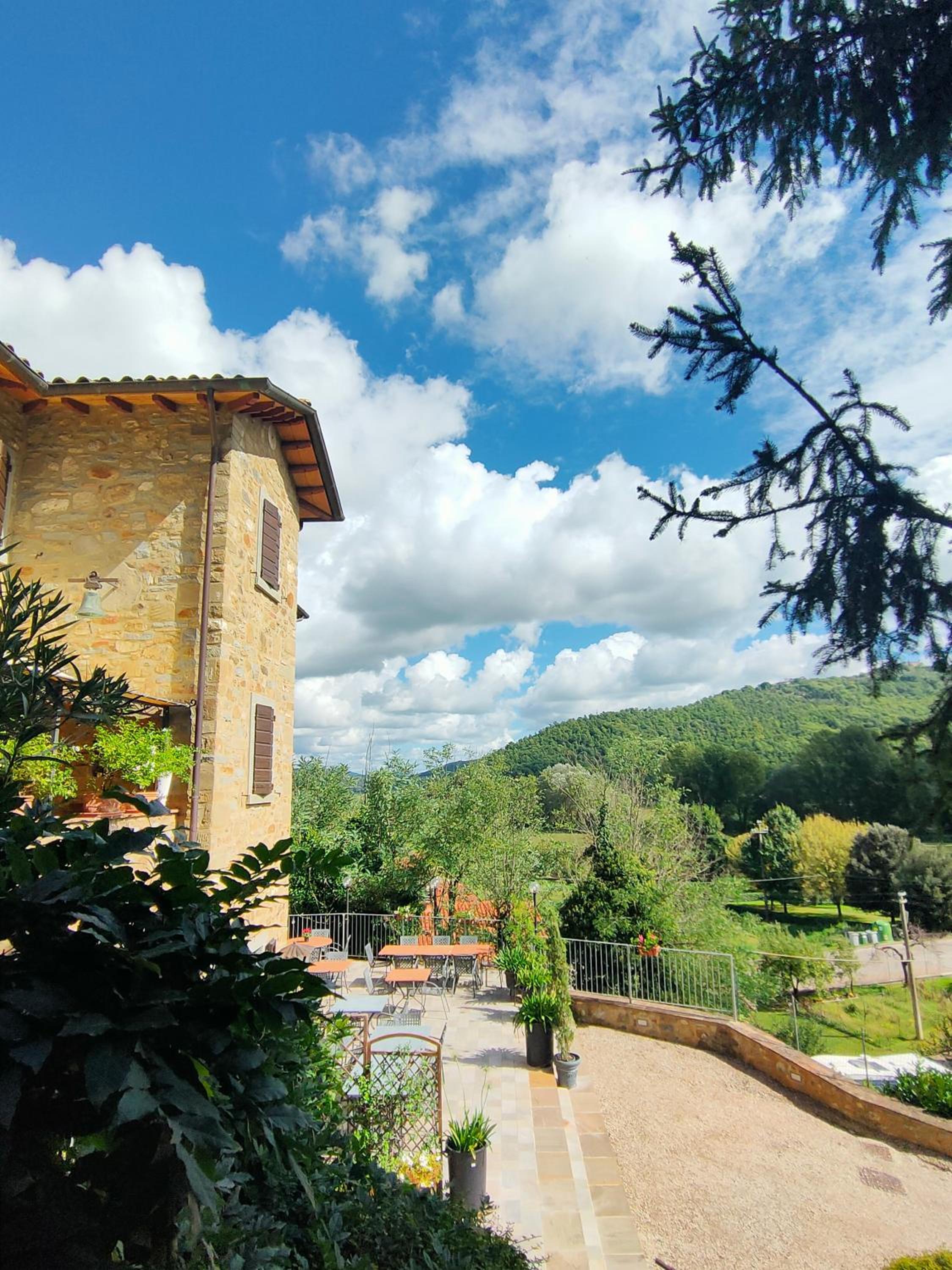 Villa photo 3