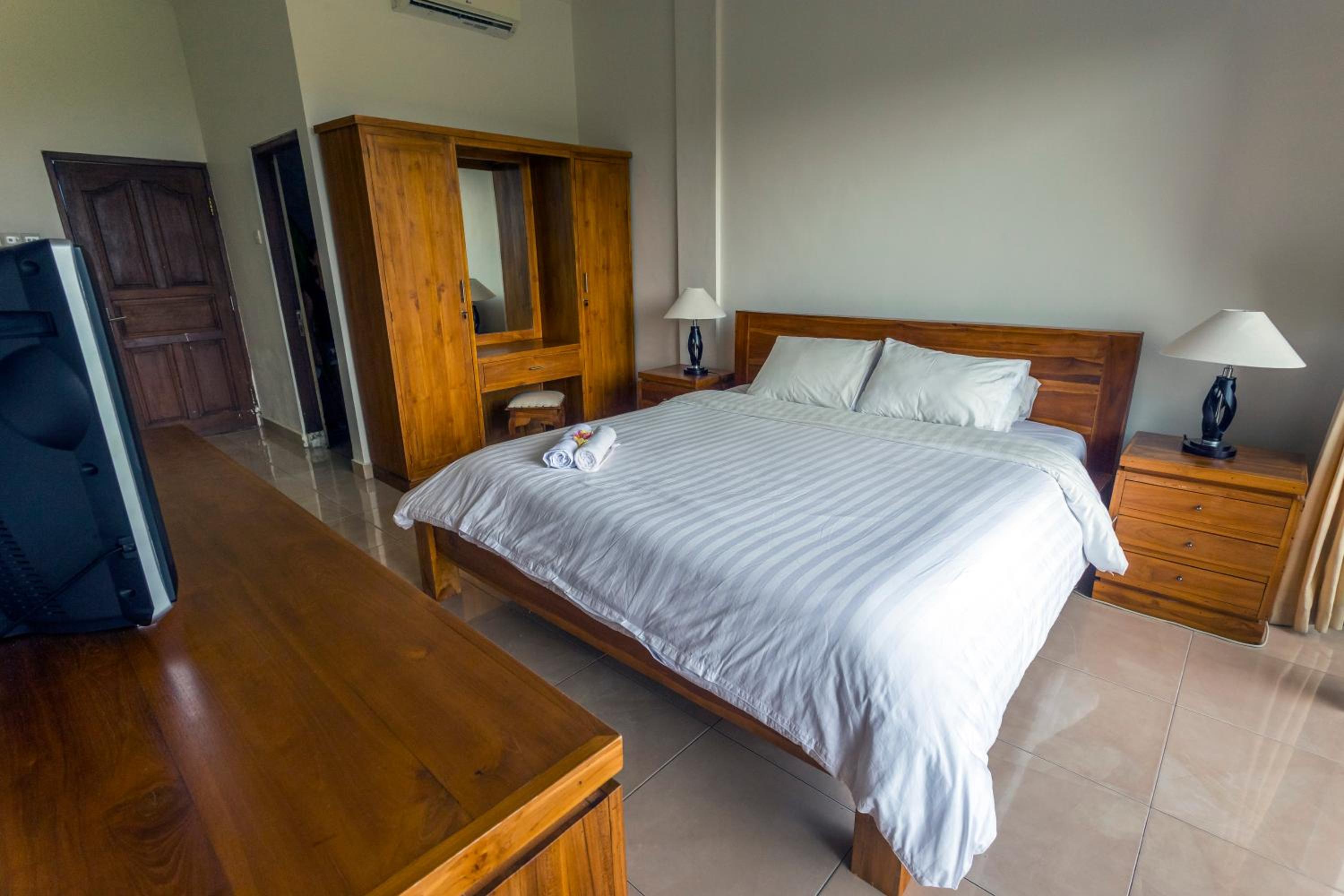 Deluxe Double or Twin Room with Balcony - Photo 3