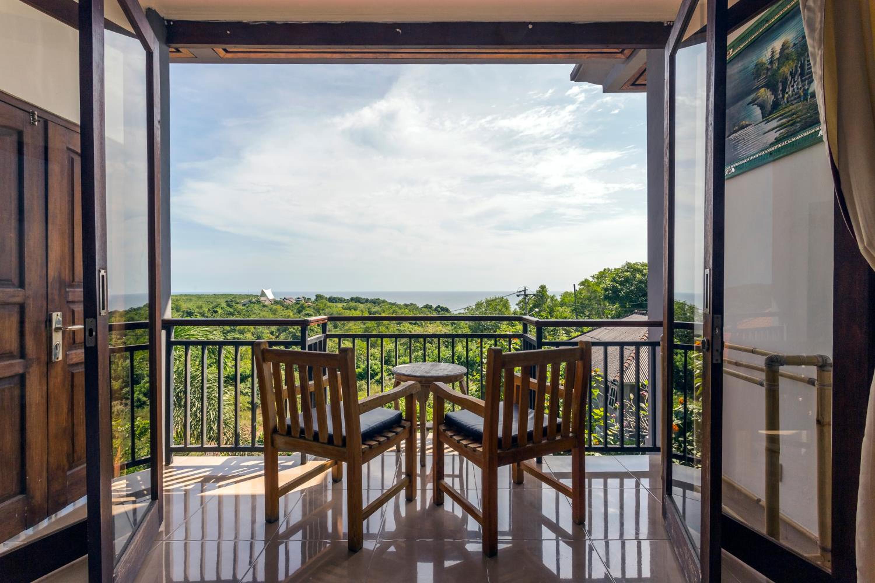 Deluxe Double or Twin Room with Balcony - Photo 12