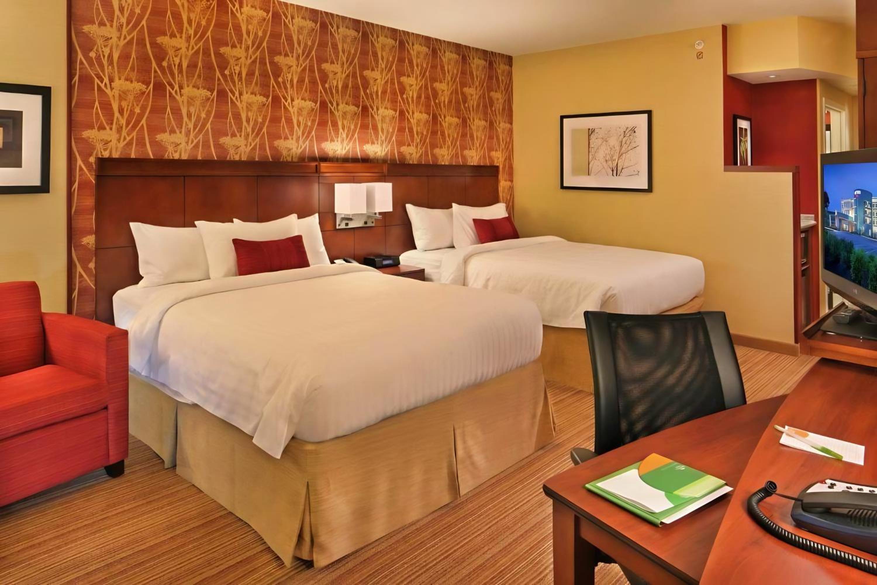Queen Room with Two Queen Beds and Roll-in Shower - Mobility and Hearing Accessible