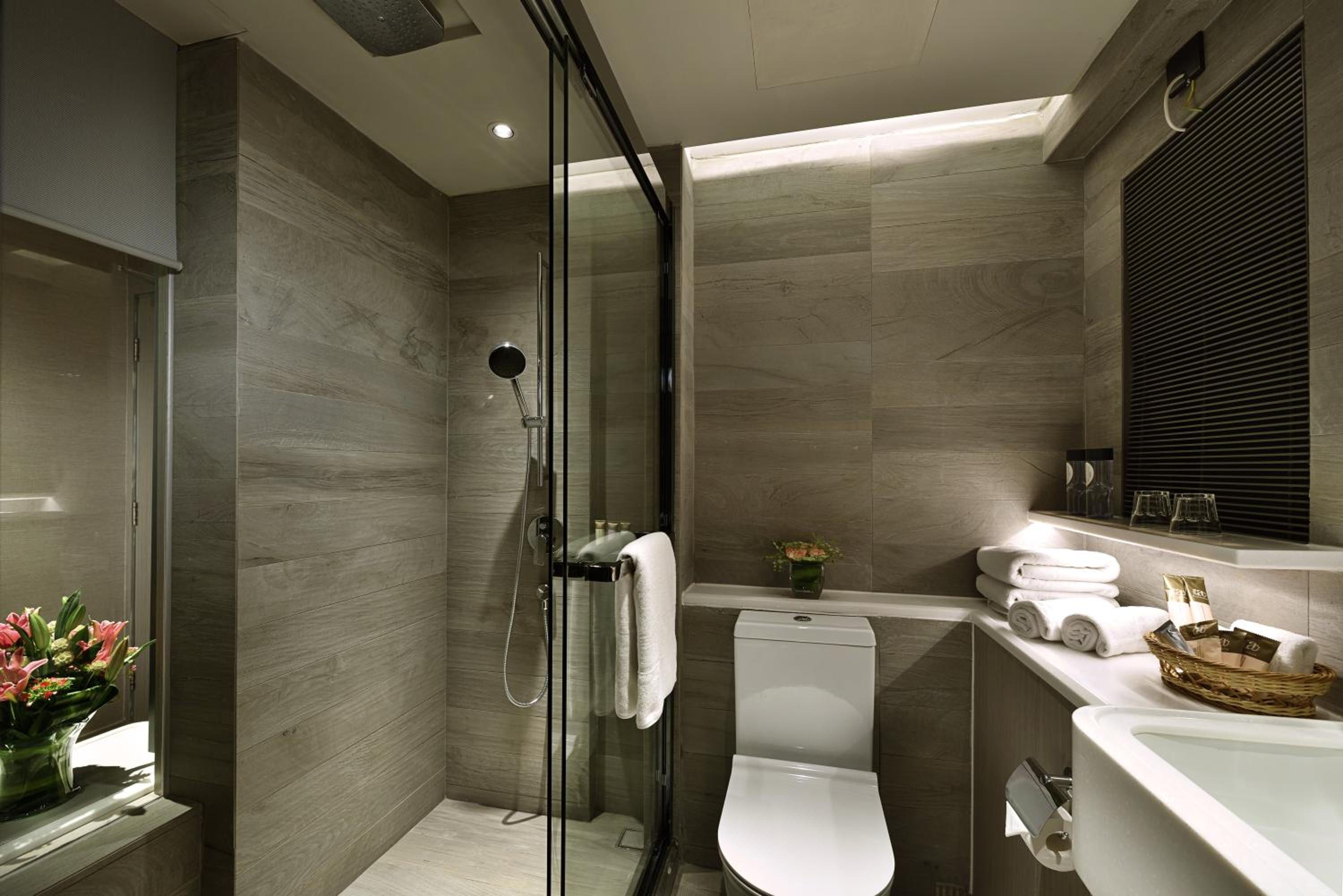 Deluxe King Room photo 2