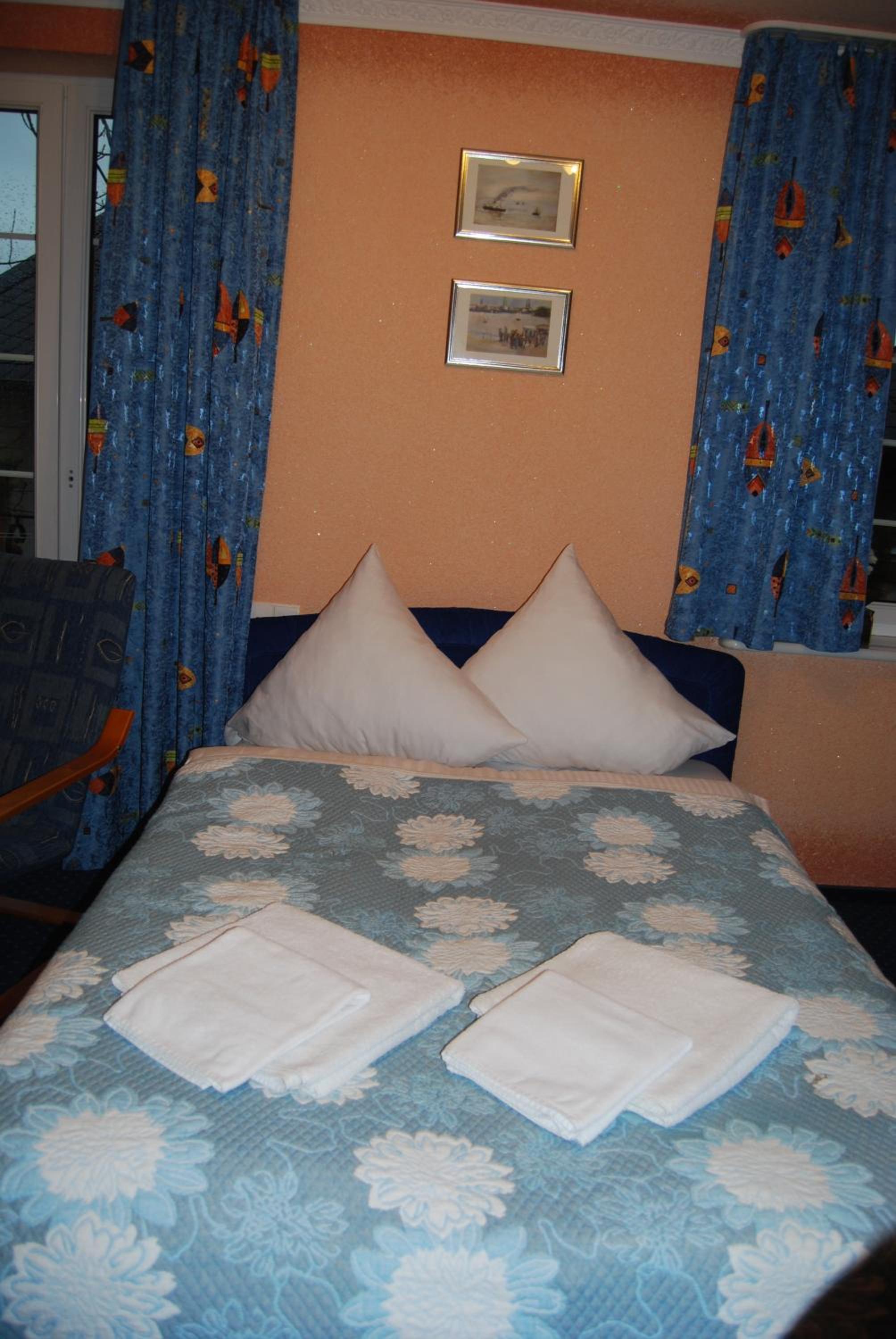 Double Room with Sea View - Photo 1