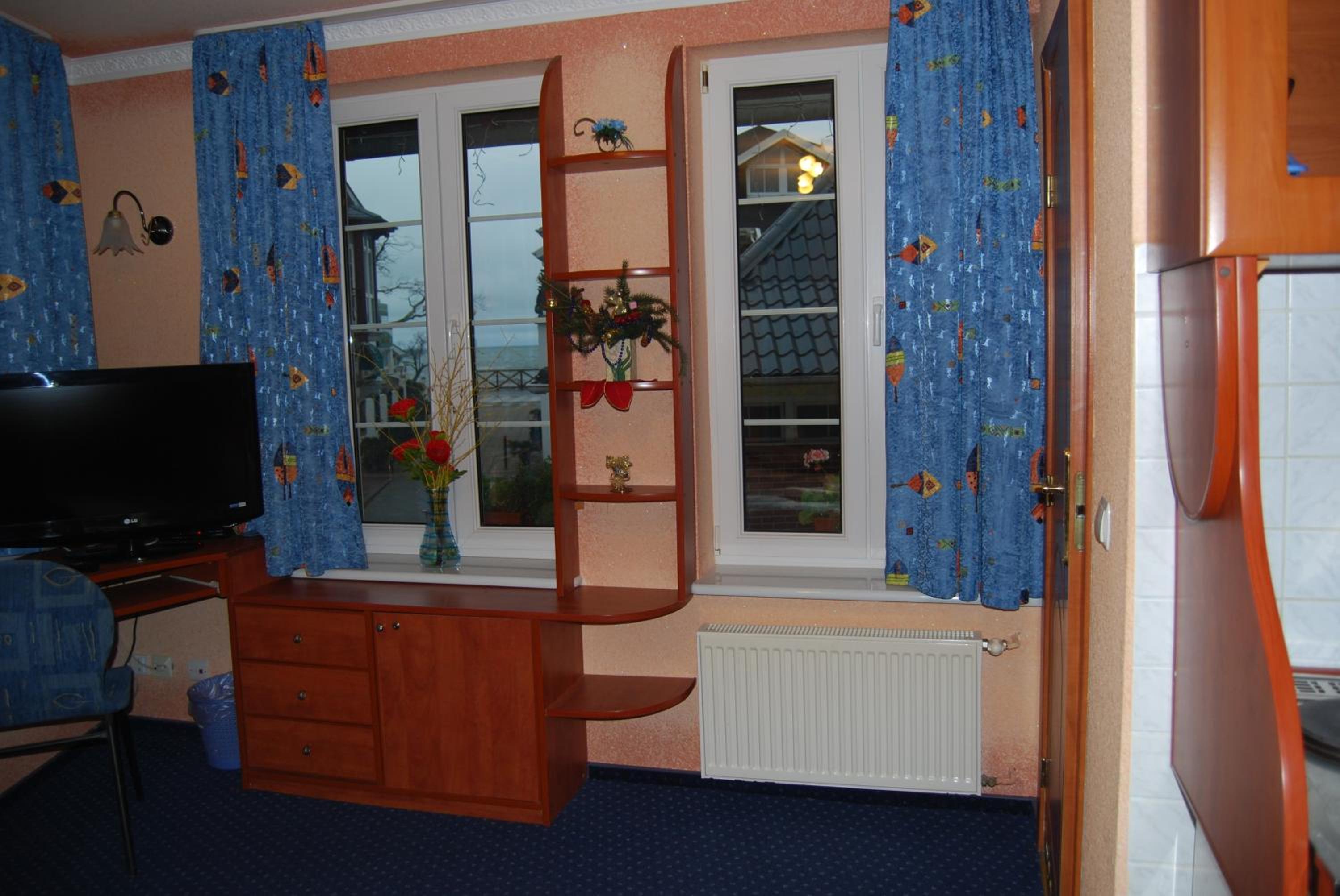 Double Room with Sea View - Photo 5
