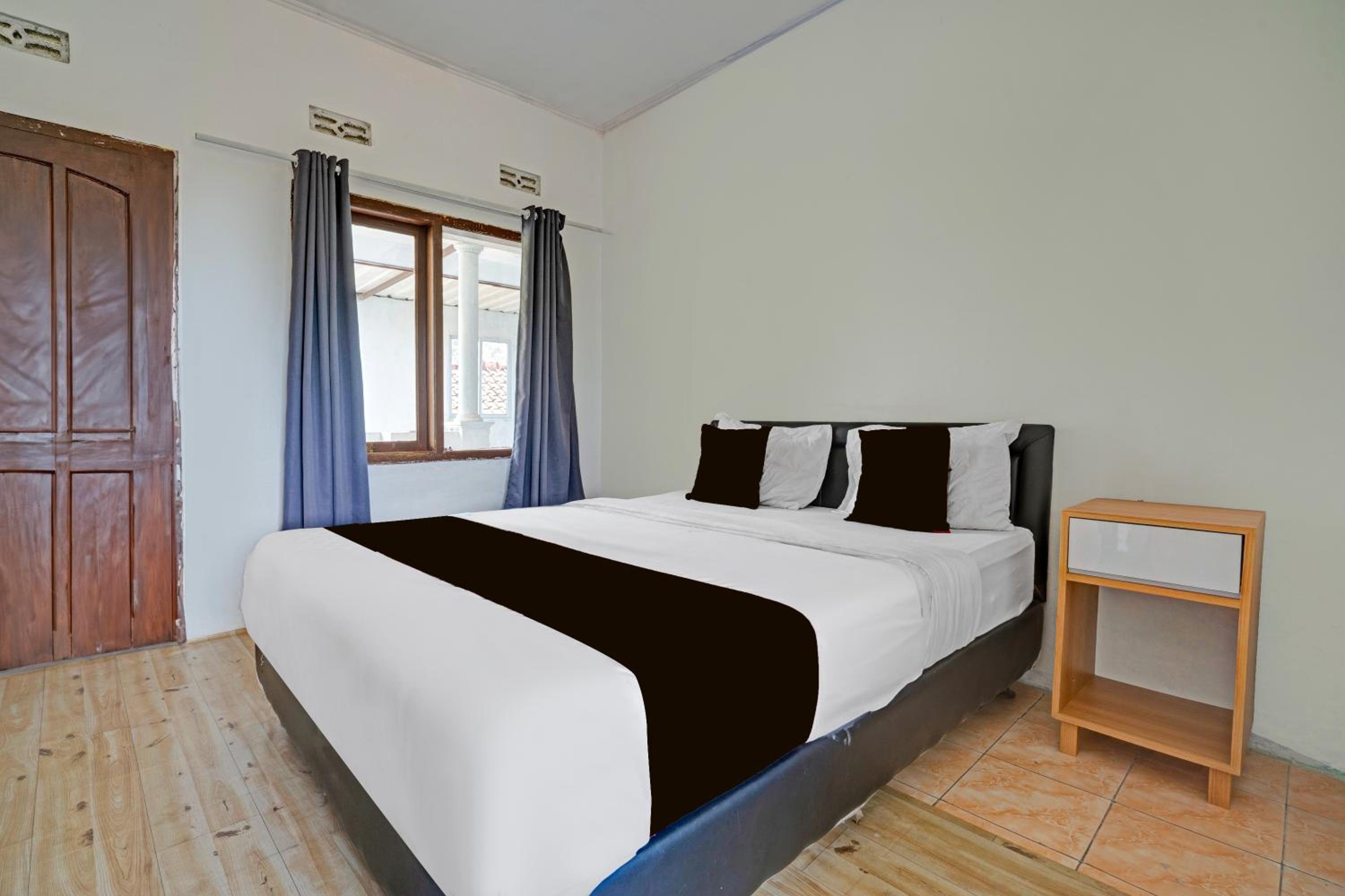 Deluxe Double Room photo 3