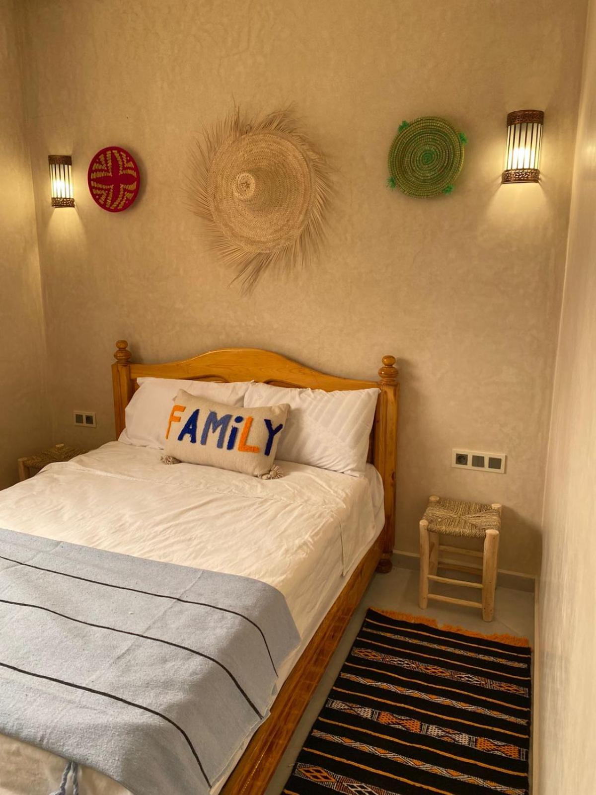 Double Room with Shared Bathroom photo 2