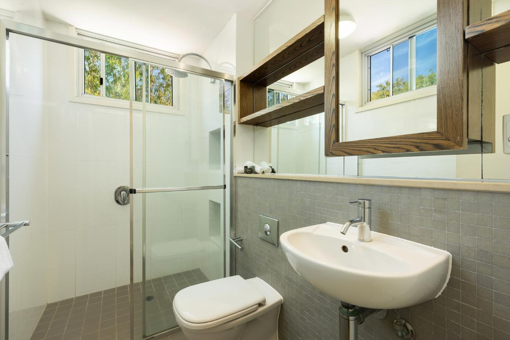 Two-Bedroom Byron Villa photo 3
