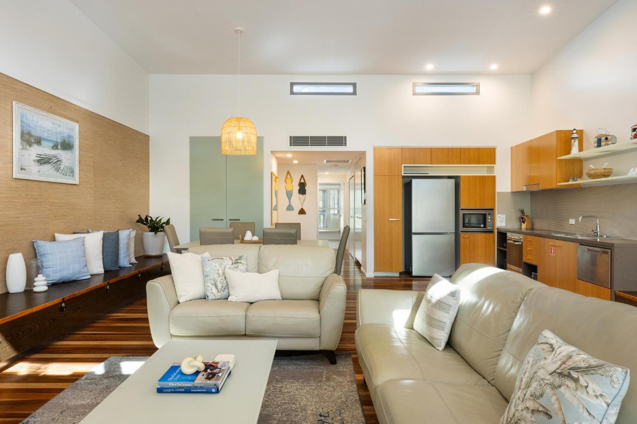 One-Bedroom Apartment with Pool View