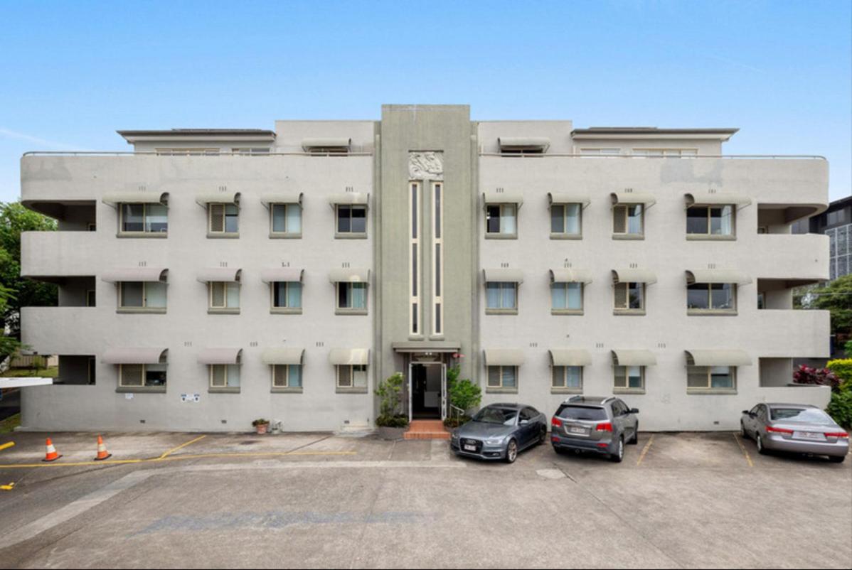 Two-Bedroom Apartment with City View