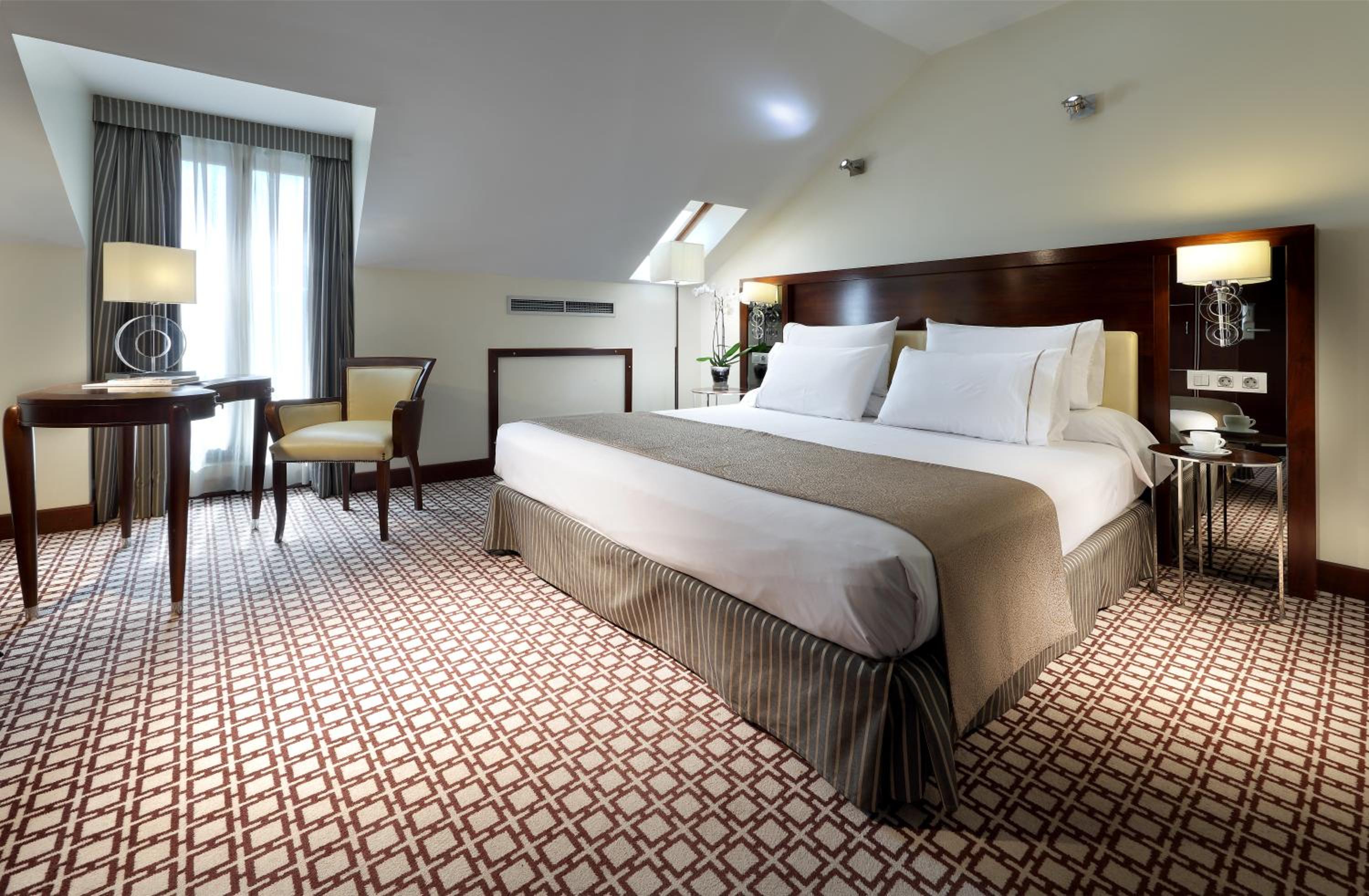 Junior Suite - Photo 1