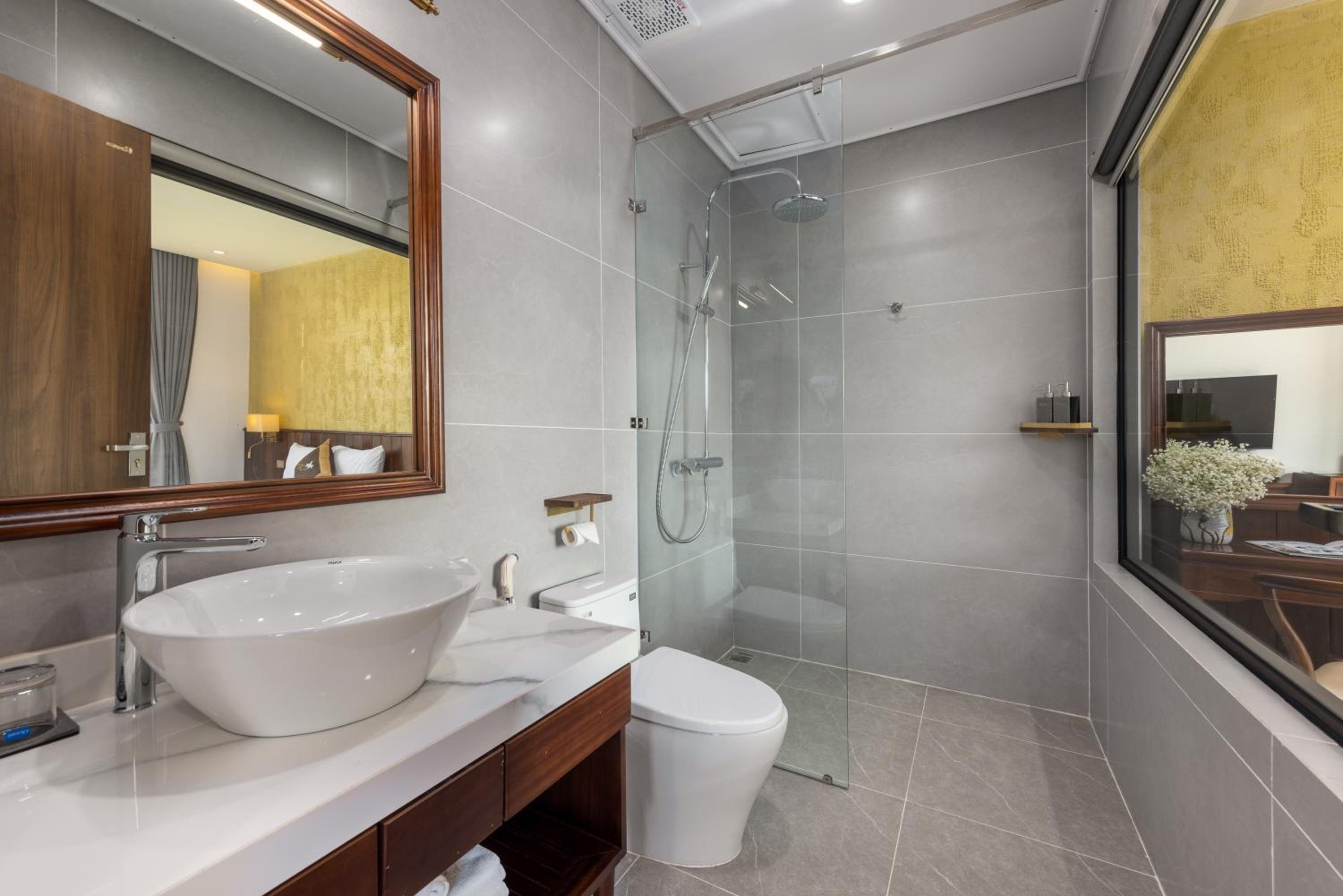 Double Room with Balcony photo 3
