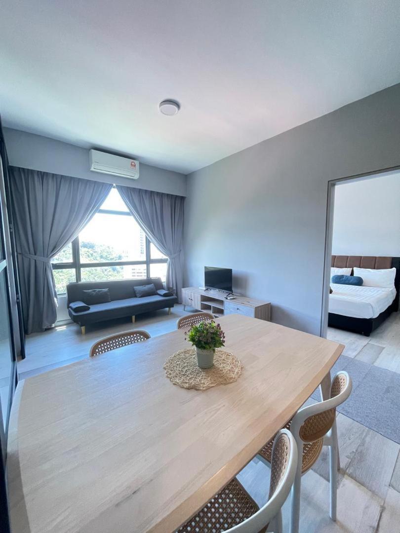 Triple Room with City View