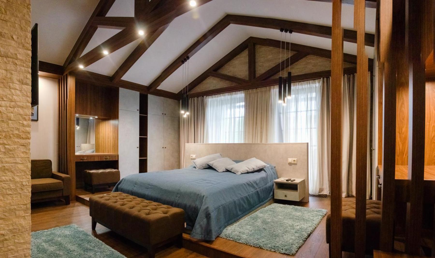 King Suite with Balcony