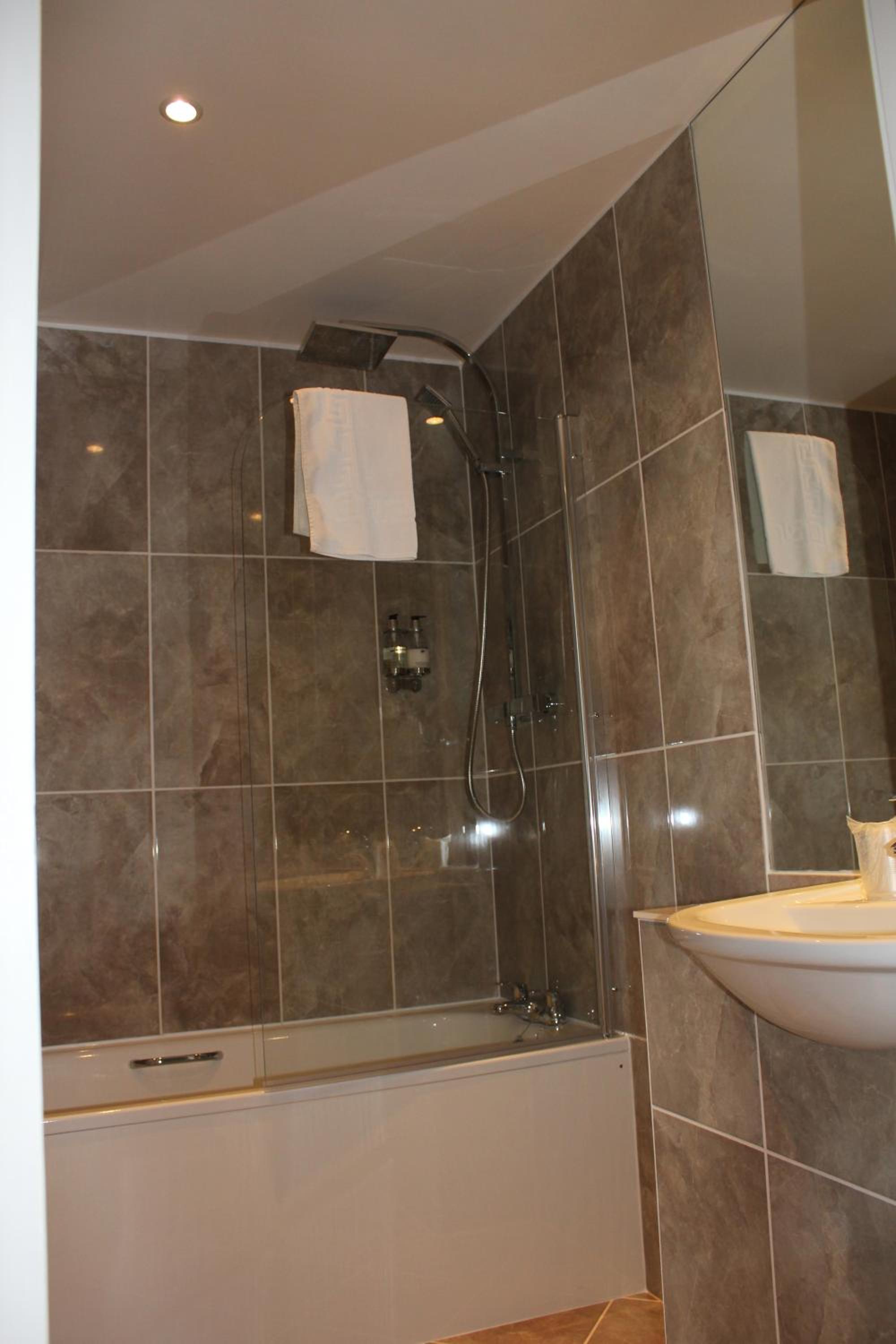 King Executive Guest Room - Photo 5