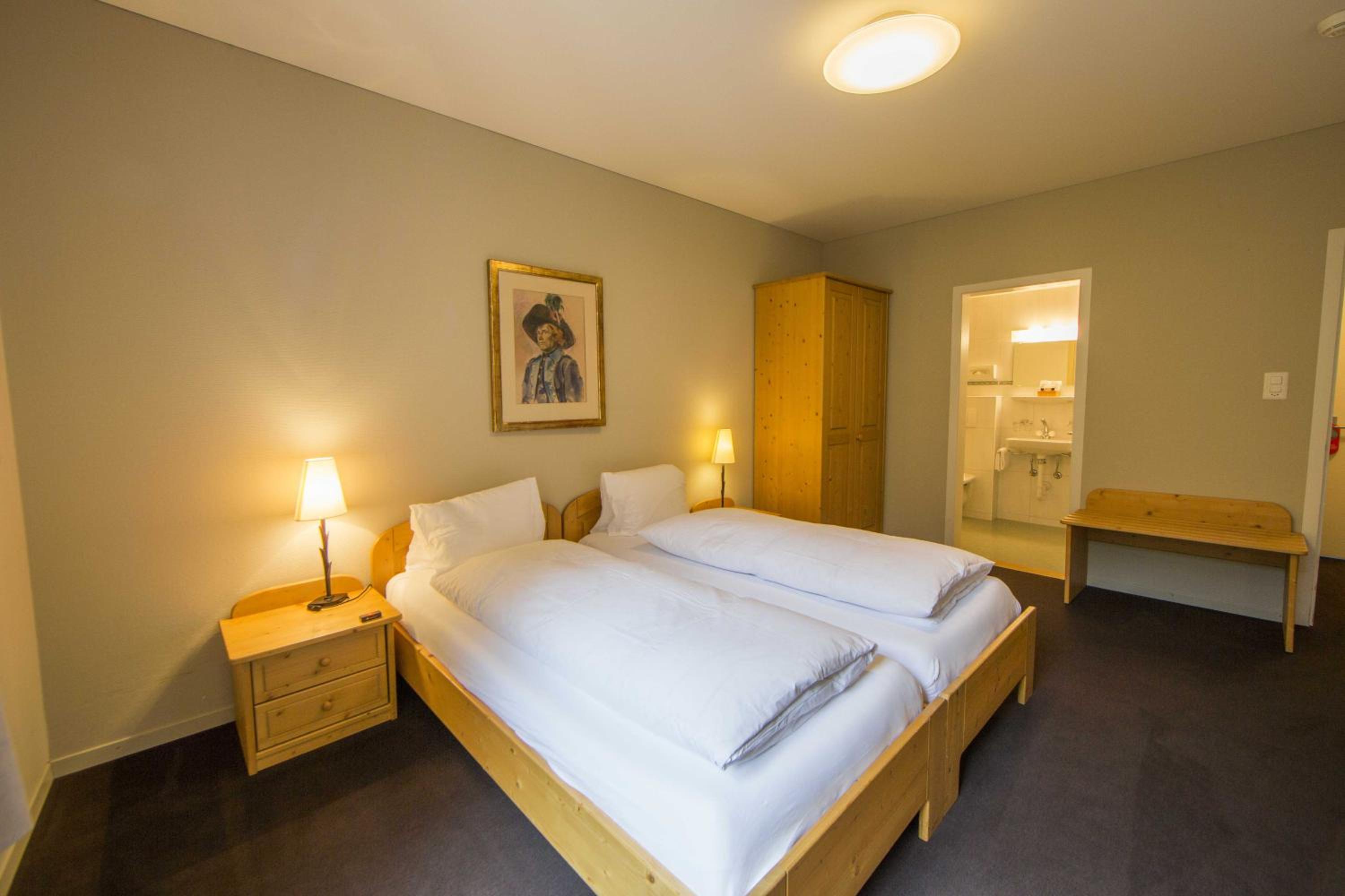 Standard Double Room - Photo 4