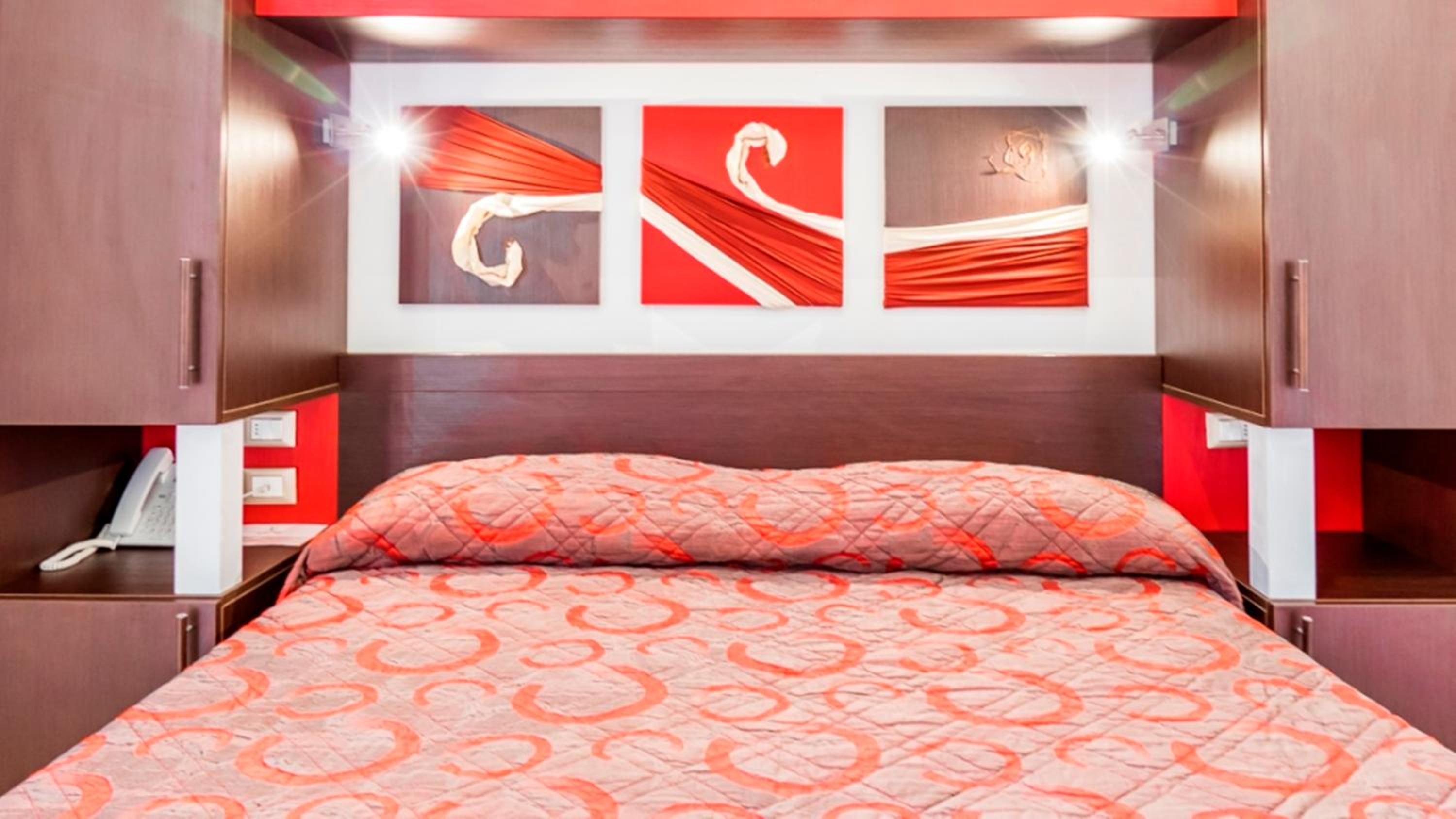 Double or Twin Room photo 3