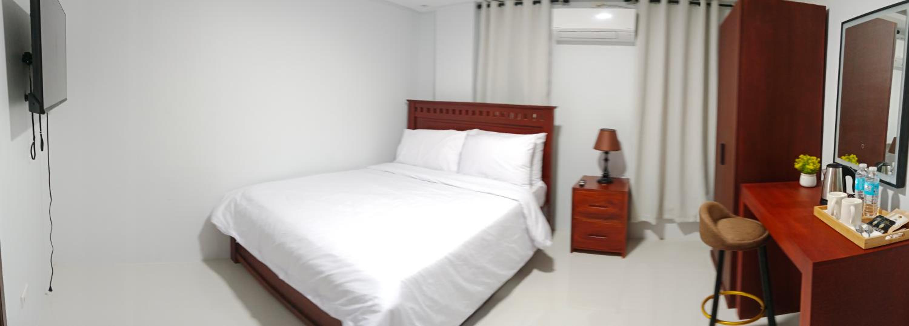 Standard Queen Room photo 1