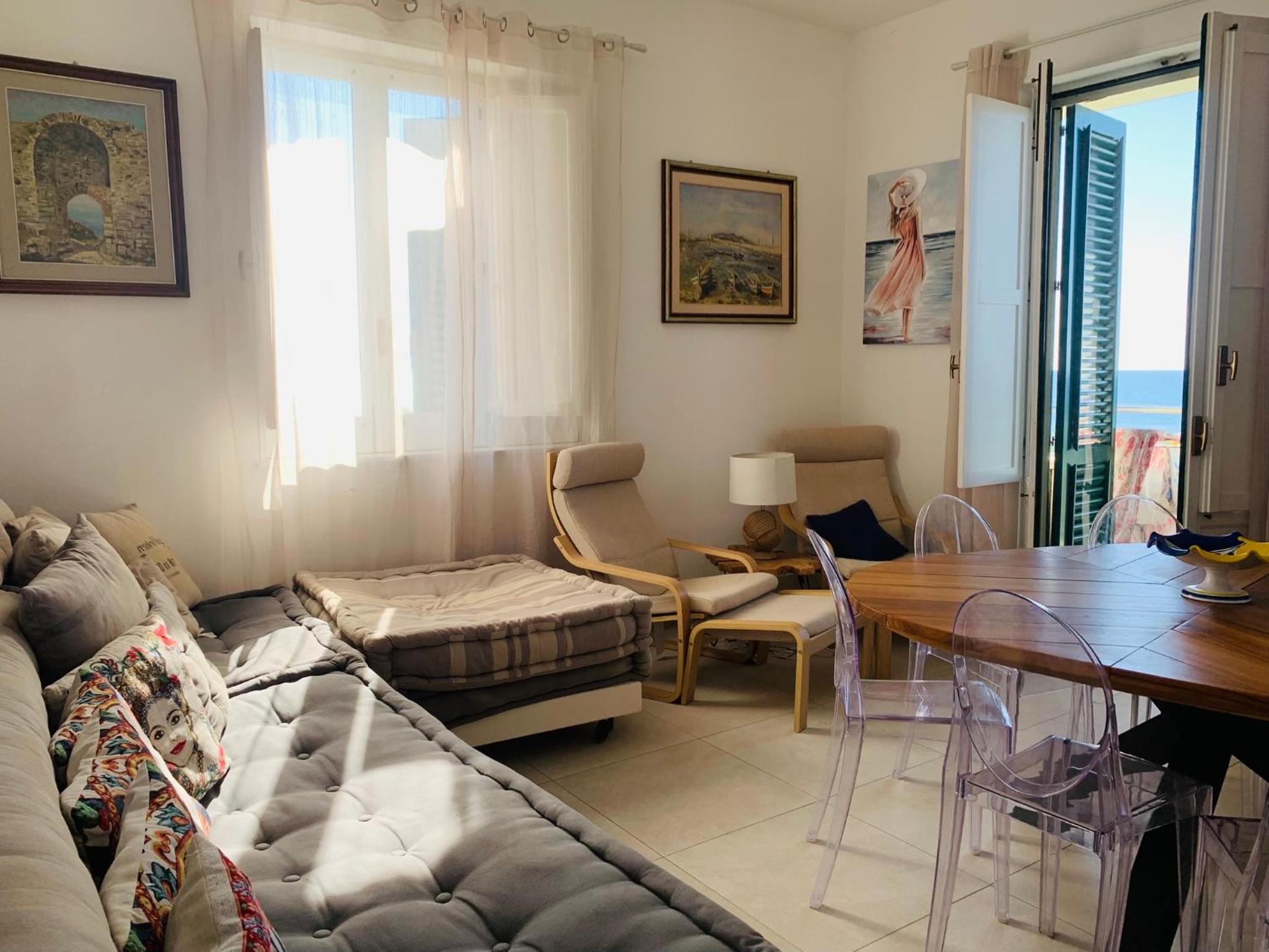 One-Bedroom Apartment with Sea View and Terrace photo 3