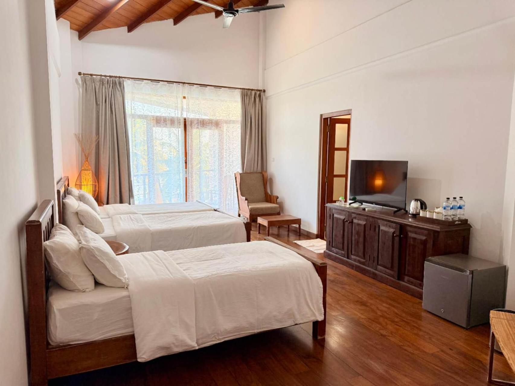 Triple Room with Sea View