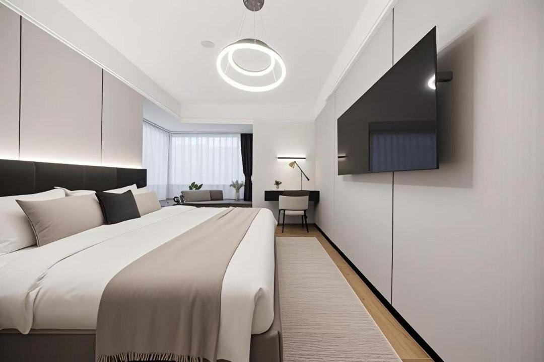 Superior King Room photo 2