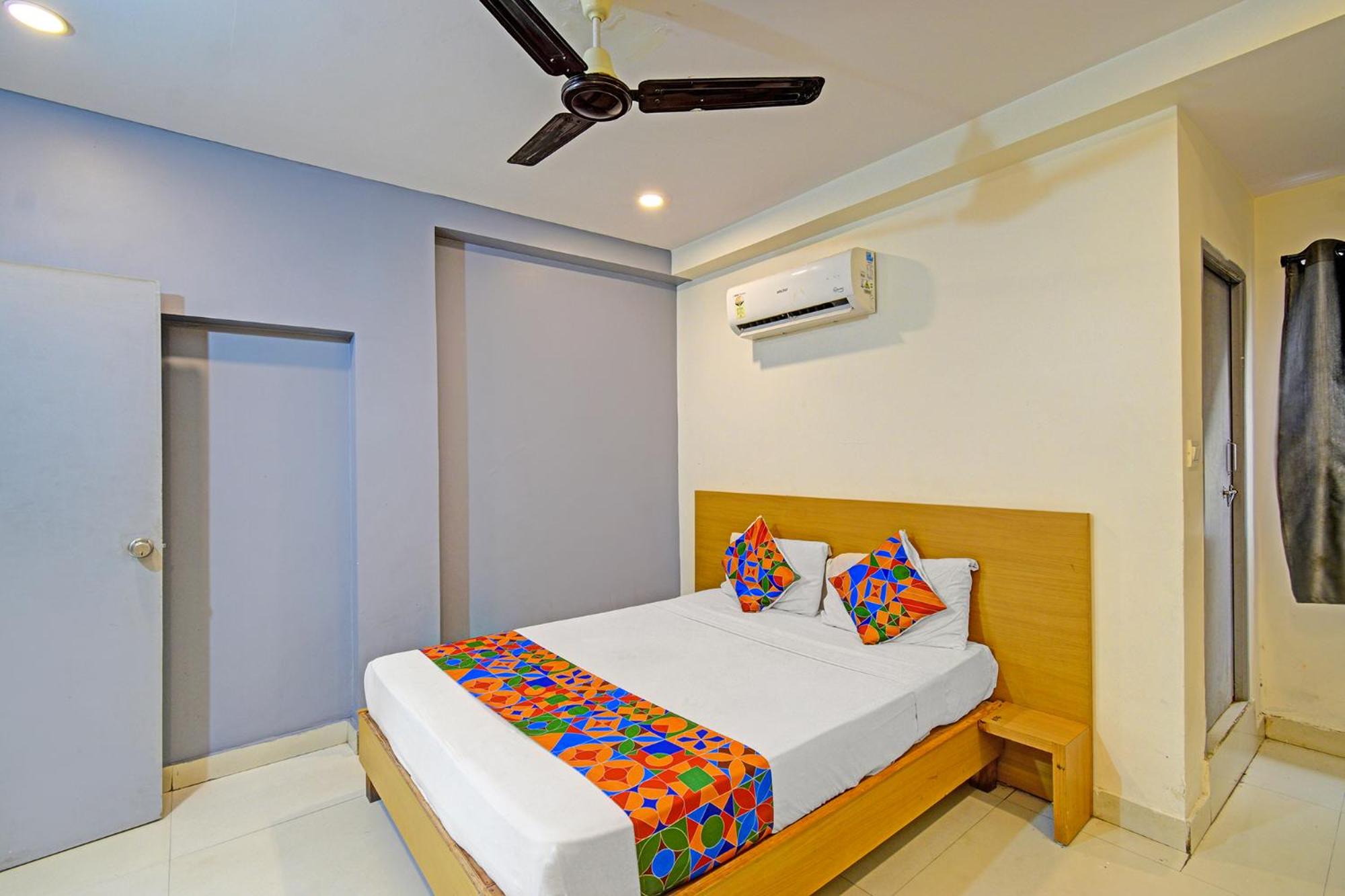 Deluxe Triple Room photo 3