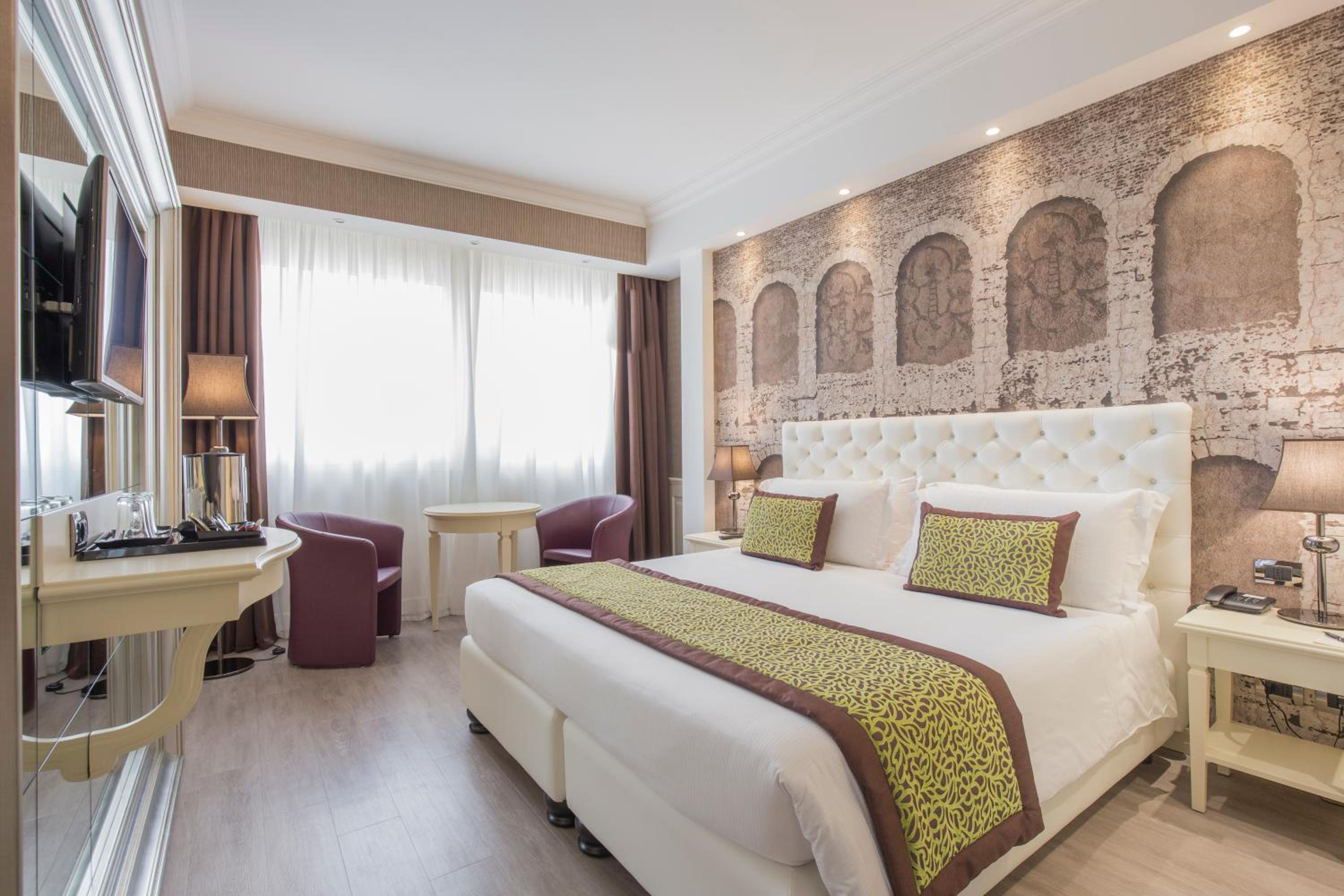 Deluxe Double Room - Photo 6