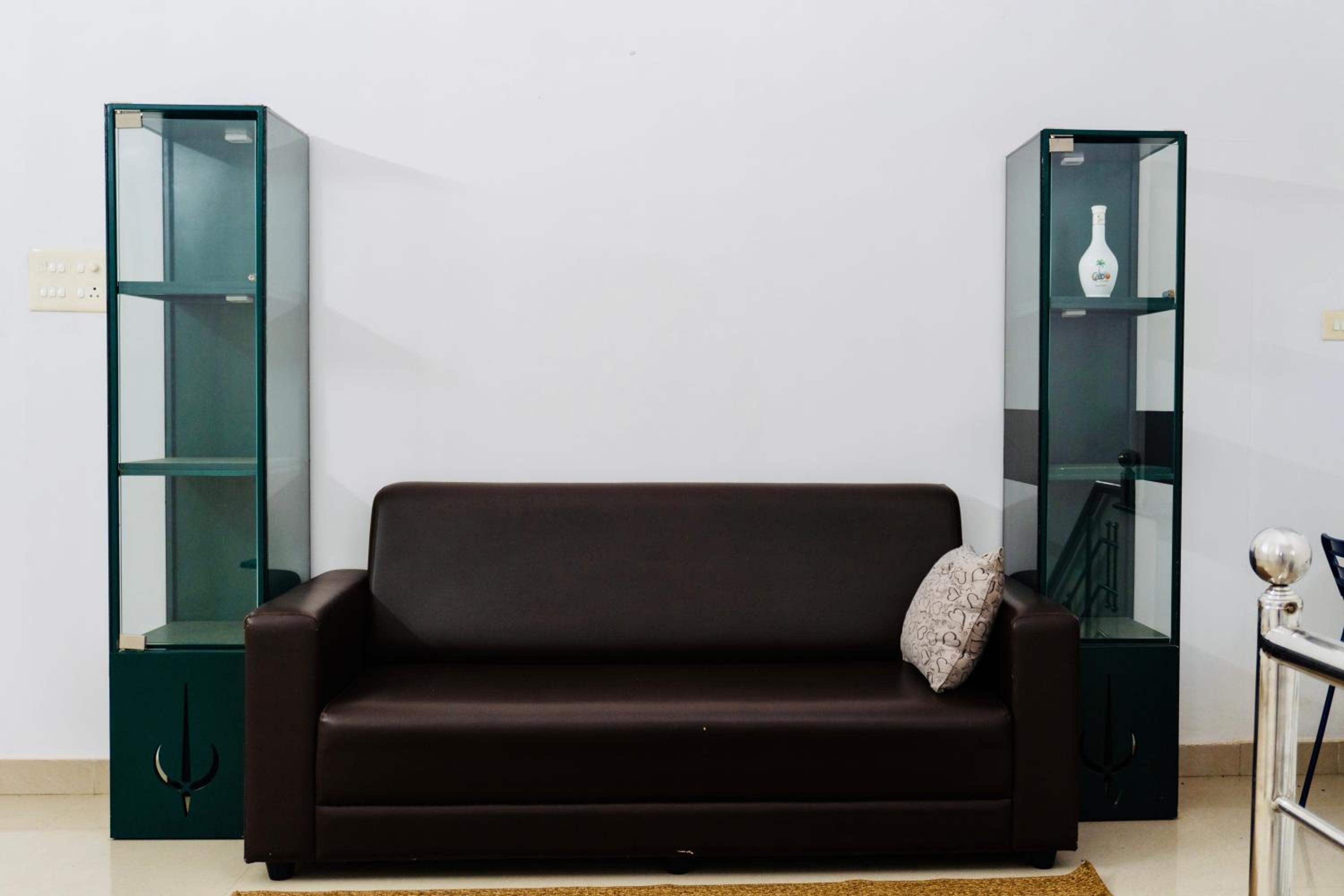 Double Room with Balcony (2 Adults + 1 Child) photo 3