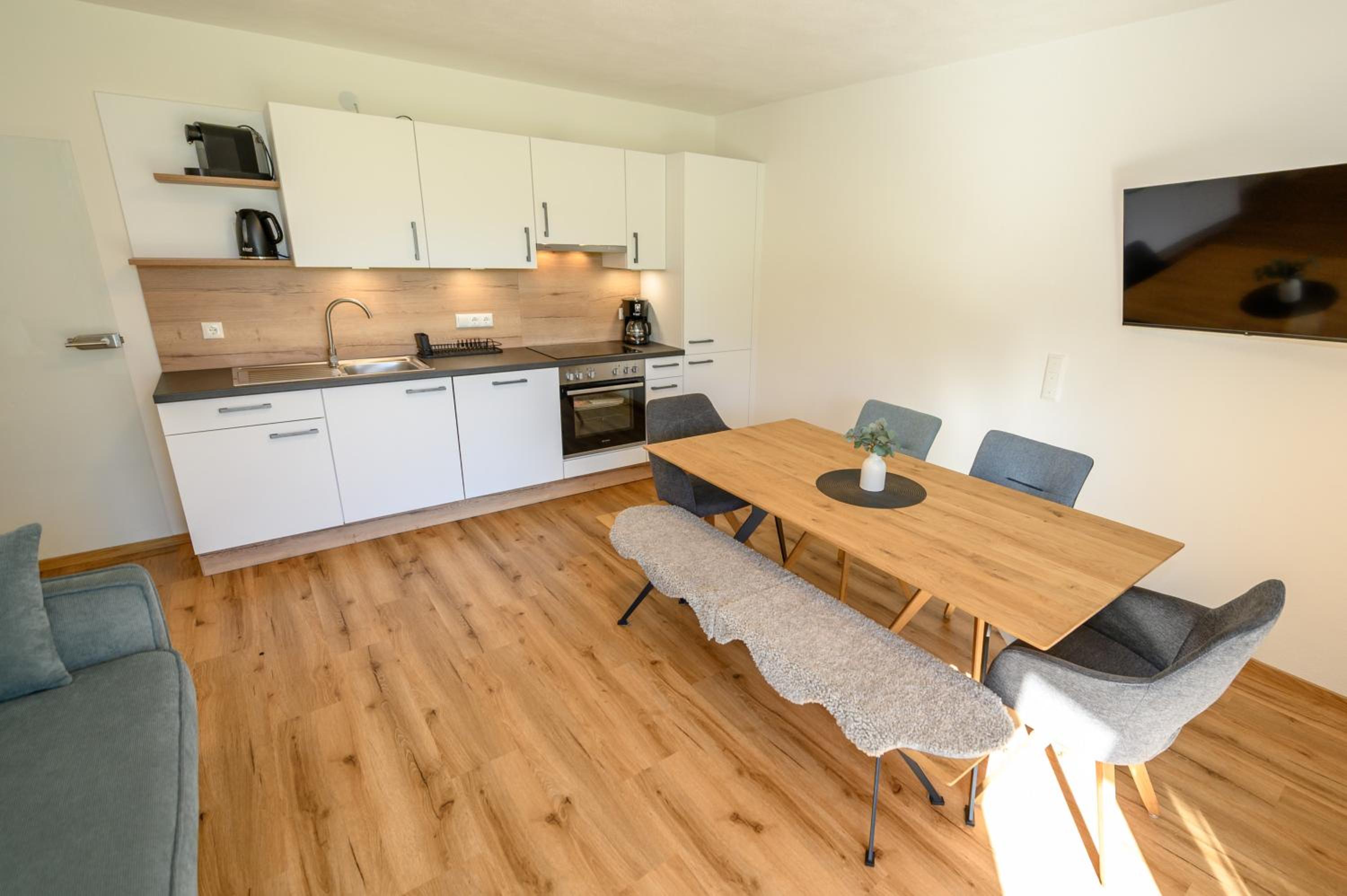 One-Bedroom Apartment with Balcony and Mountain View