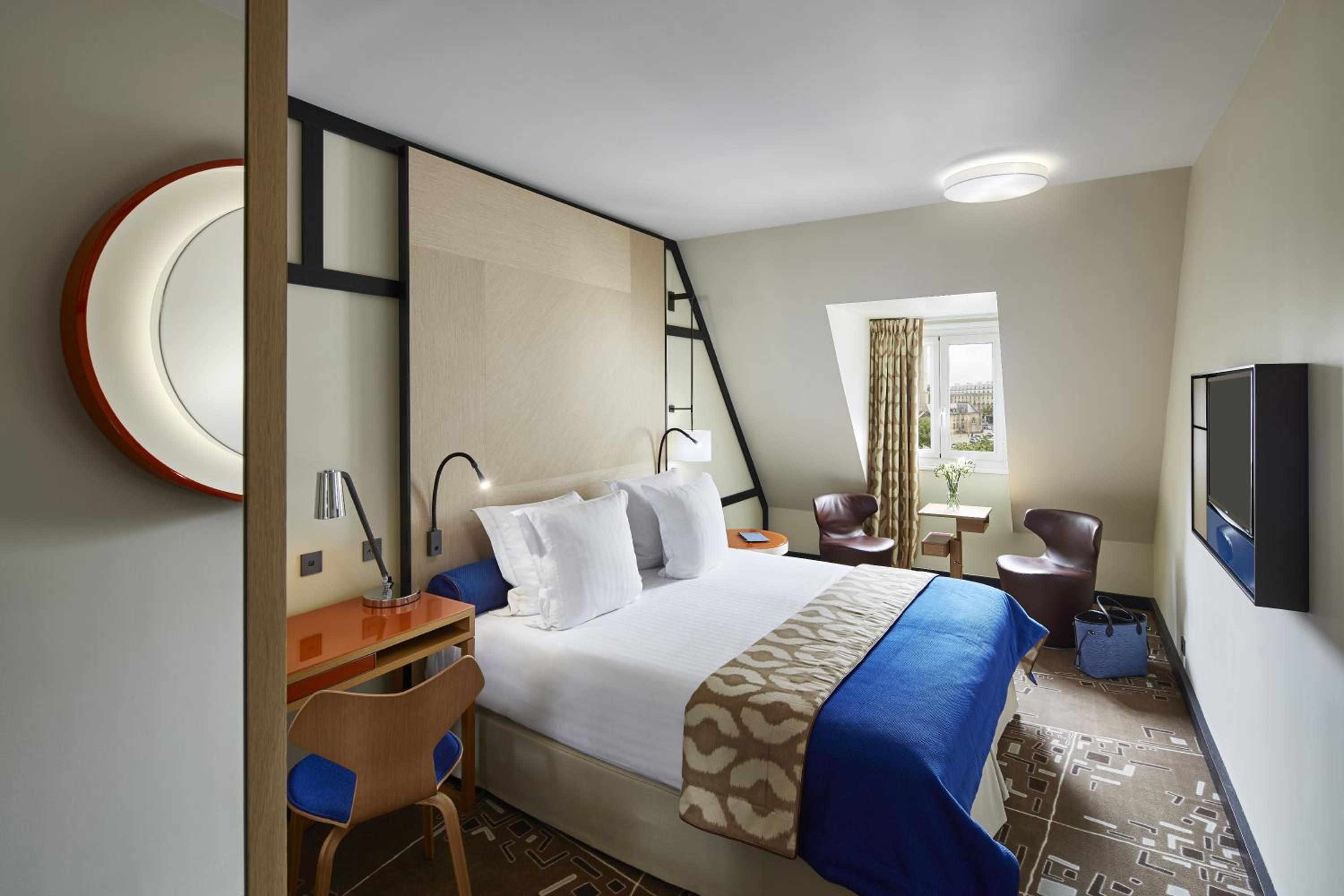 Deluxe Room with Spa & Fitness Access