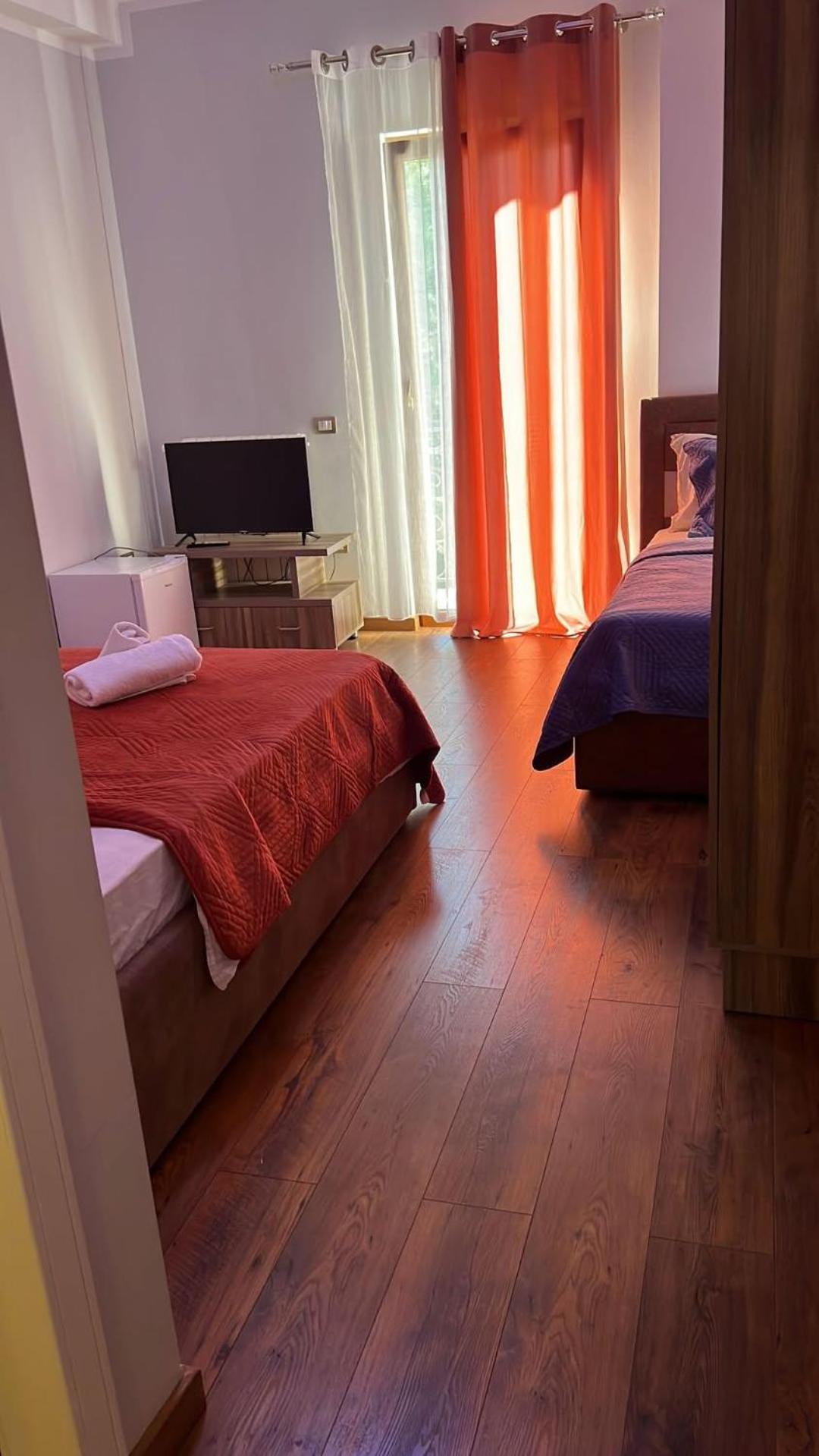 Triple Room with Lake View photo 1