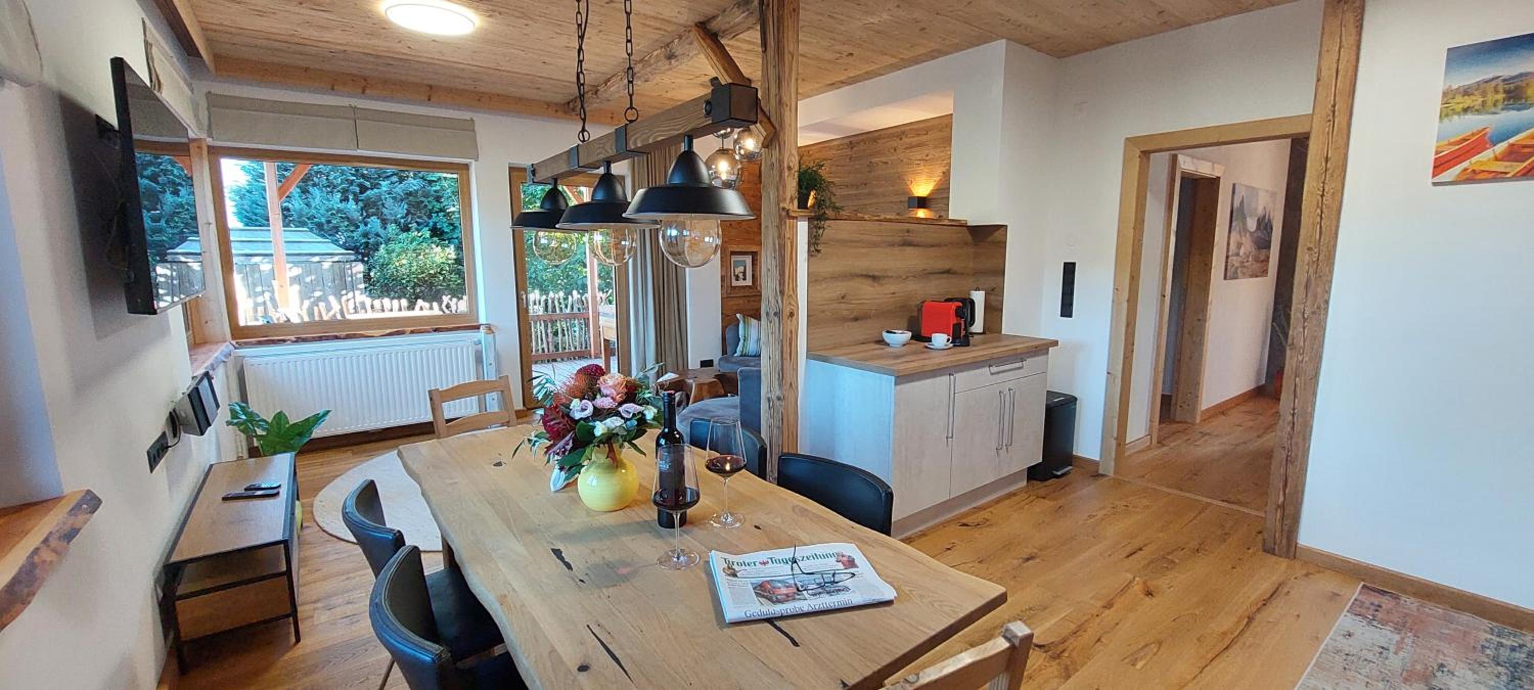Two-Bedroom Apartment with Mountain View