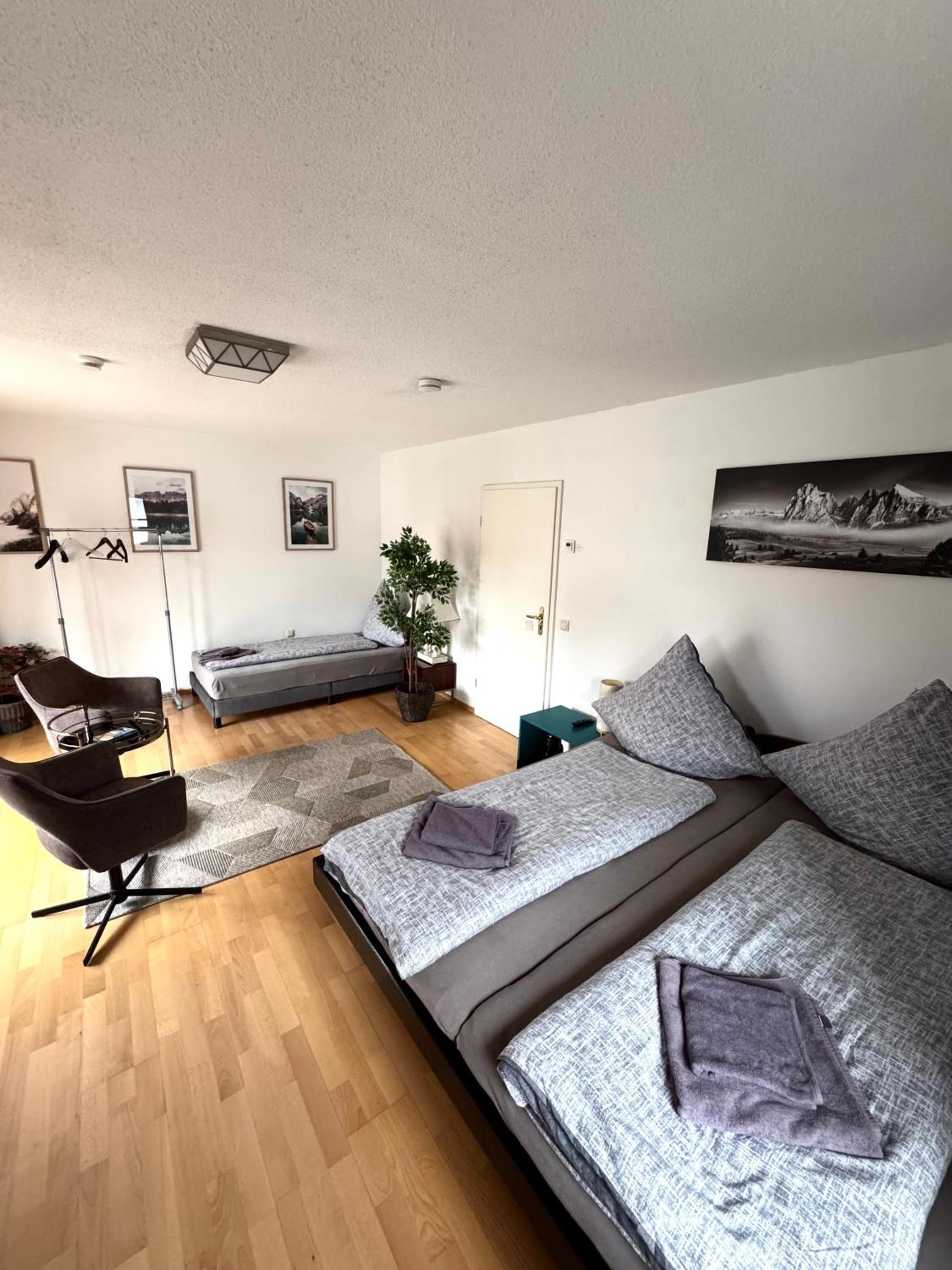 Family Room photo 3