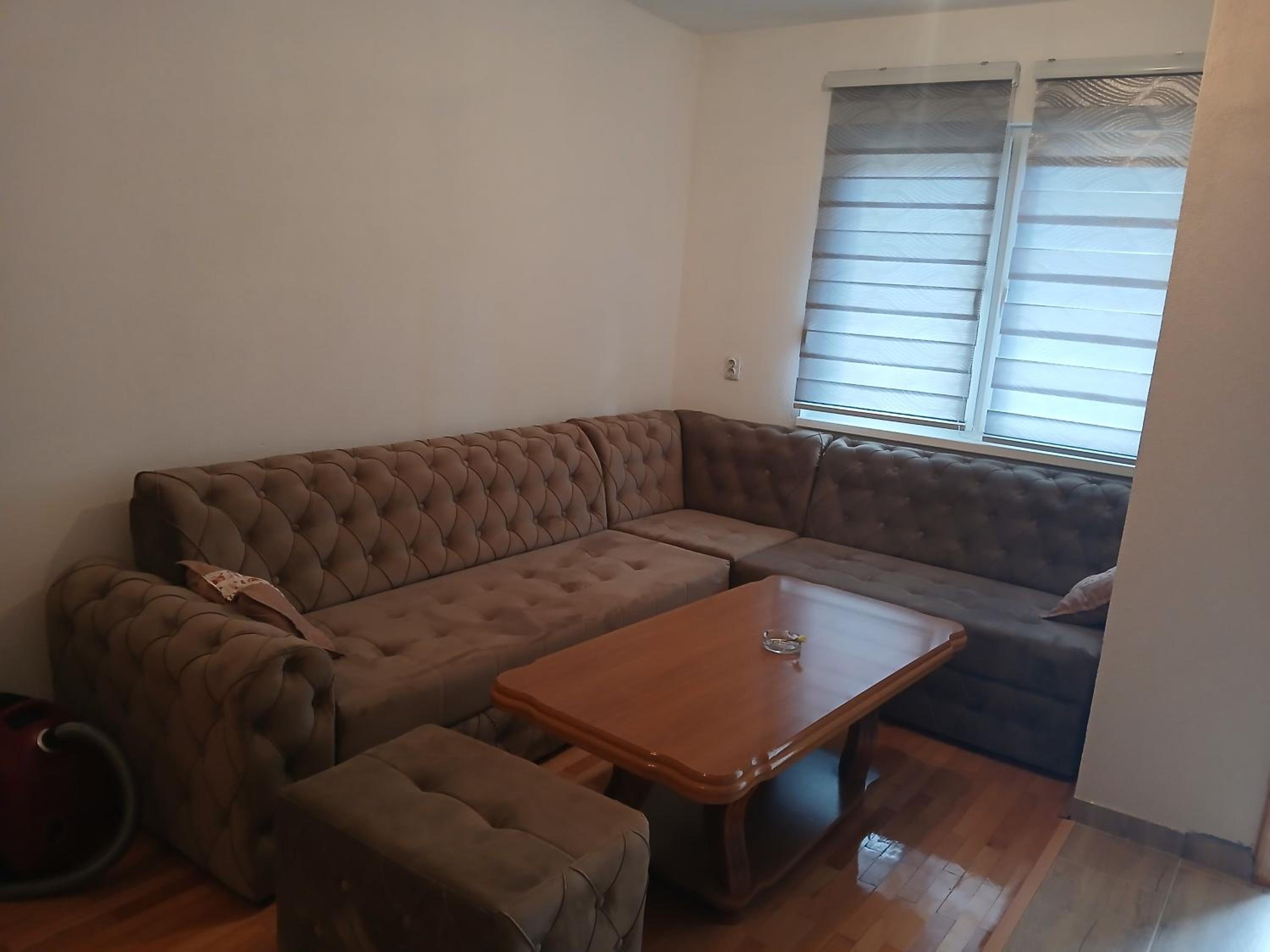 Apartment photo 2