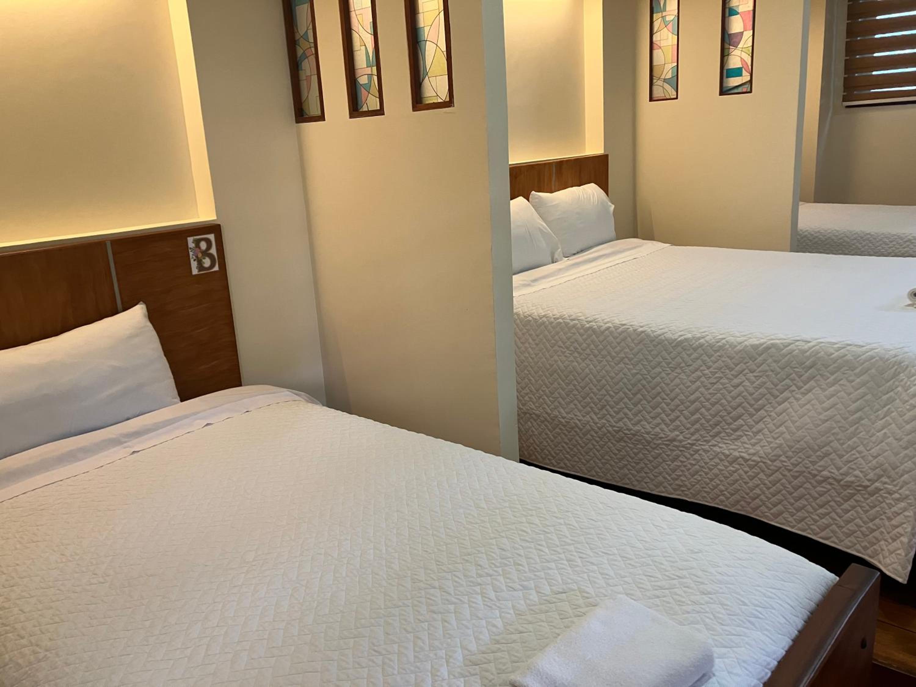 Bed in 4-Bed Mixed Dormitory Room photo 3