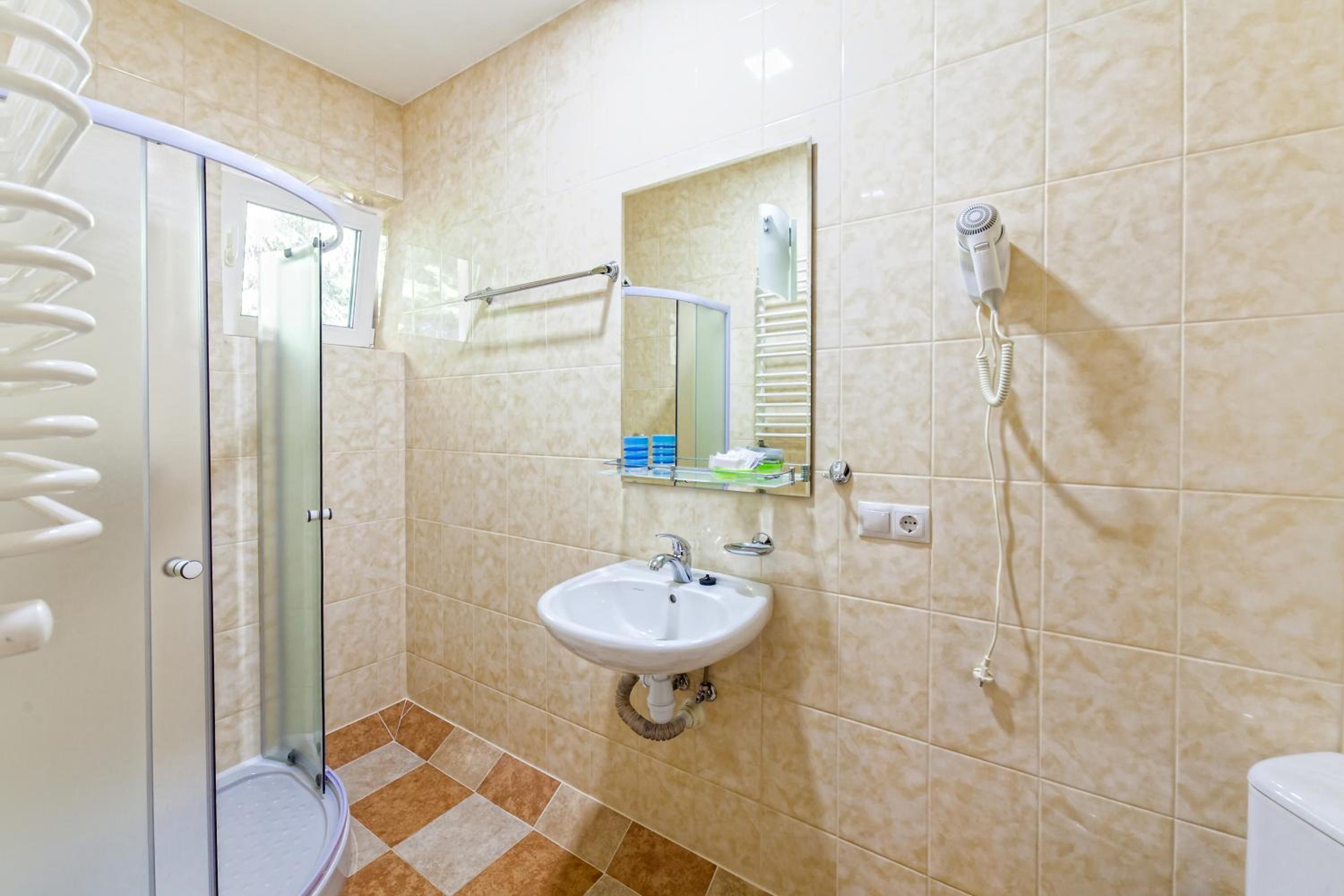 One-Bedroom Suite
