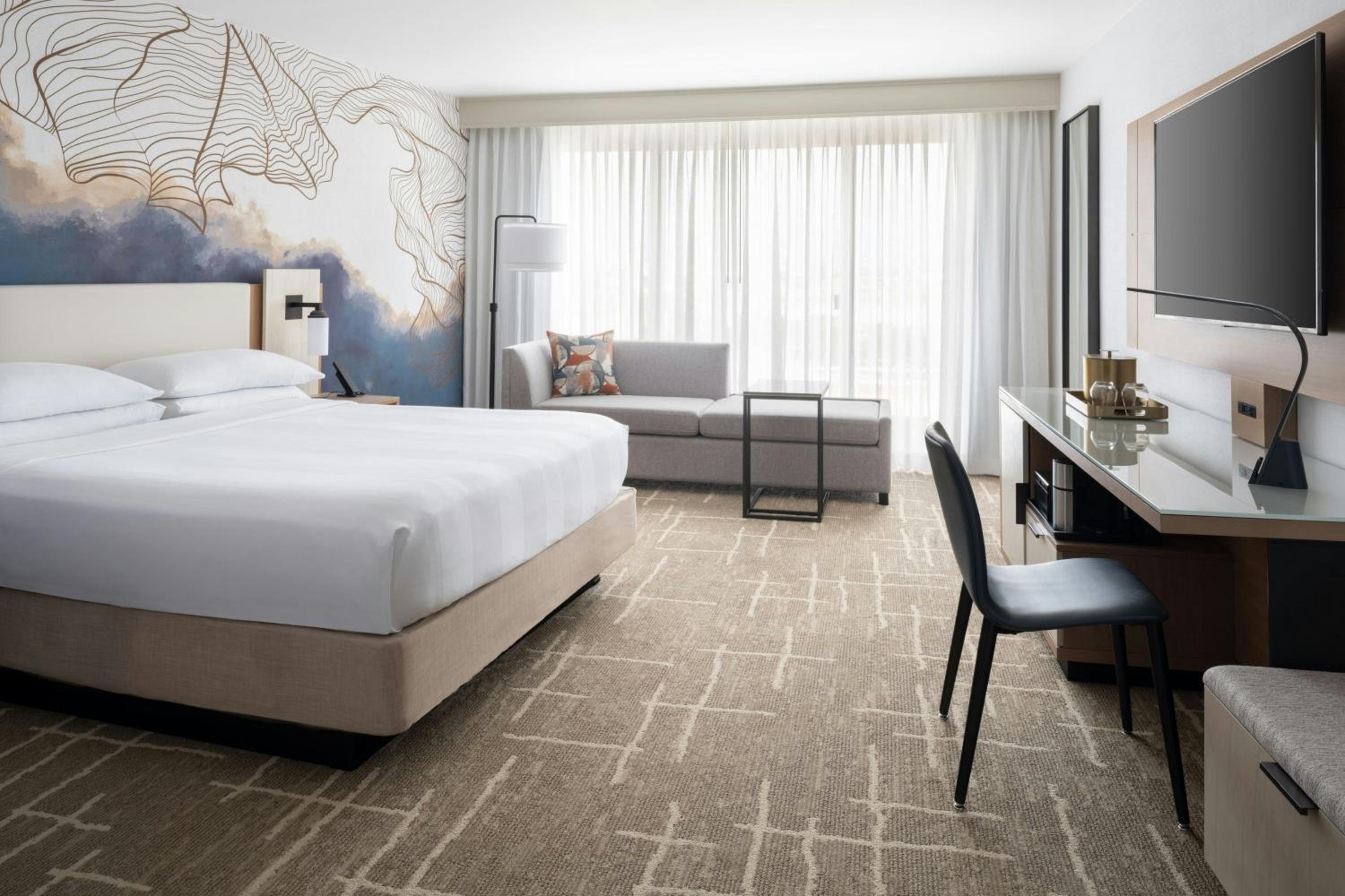 Newly Renovated Large King Room - Hearing Accessible
