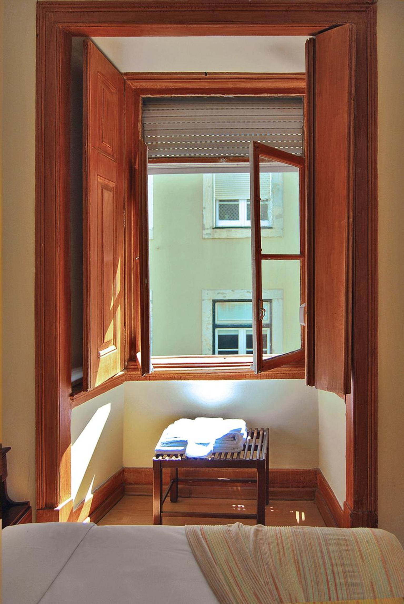 Budget Double Room with Shared Toilet photo 2