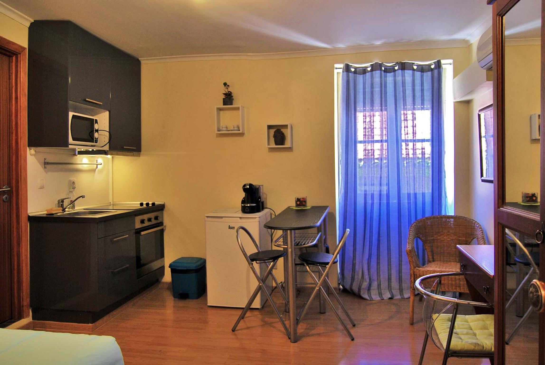 Standard Studio - Photo 12
