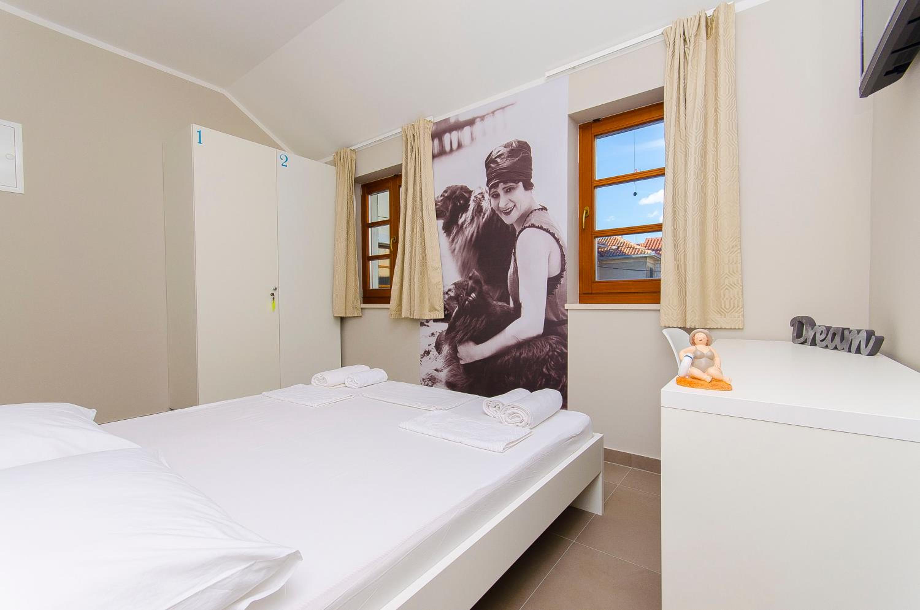 Double Room with Private Bathroom photo 2