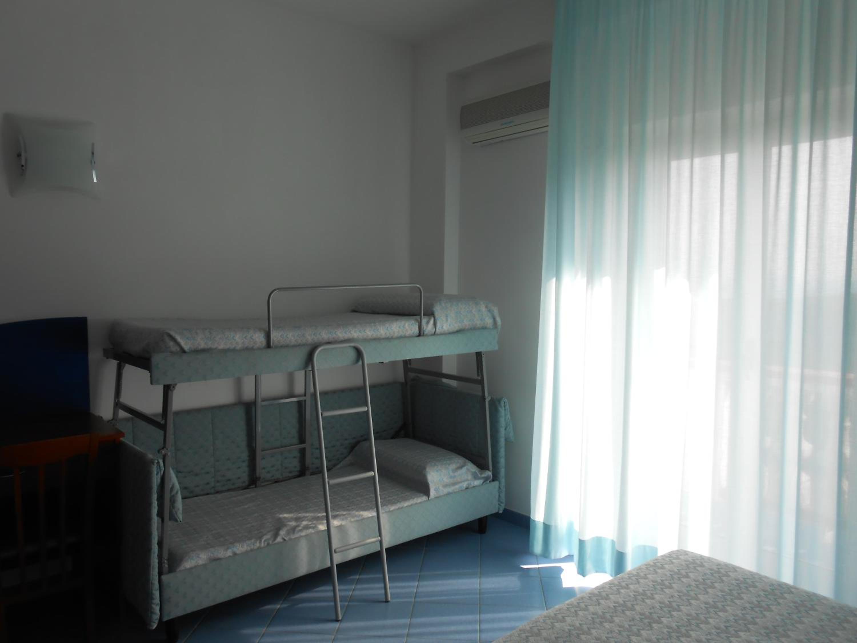 Quadruple Room photo 2